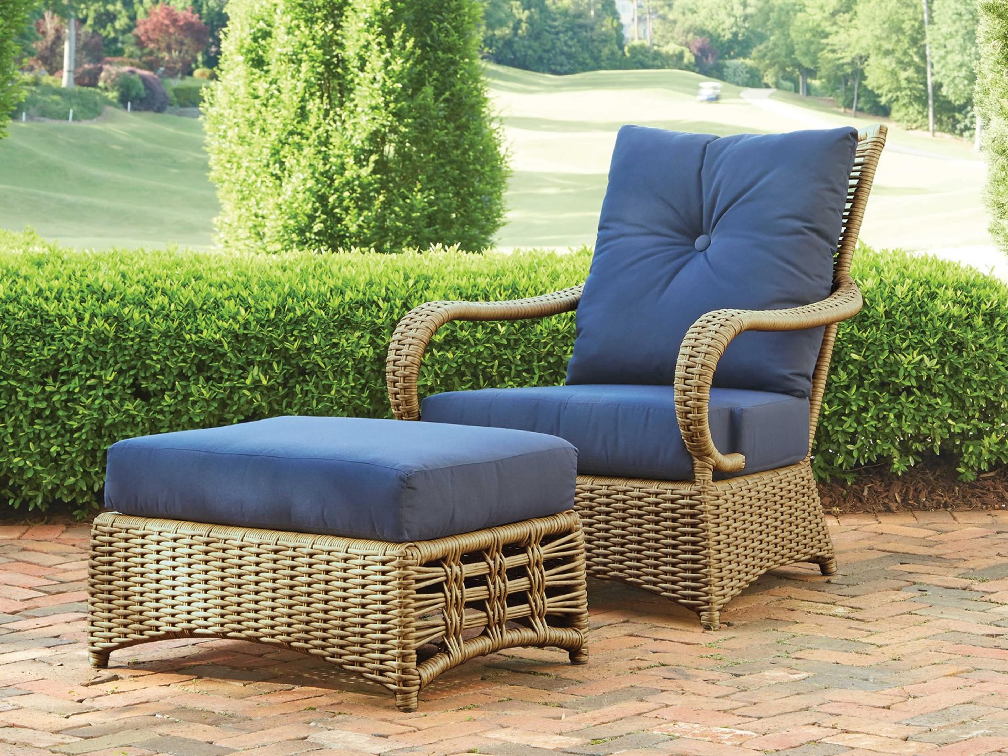 Magnolia Wicker Outdoor Patio Lounge Set