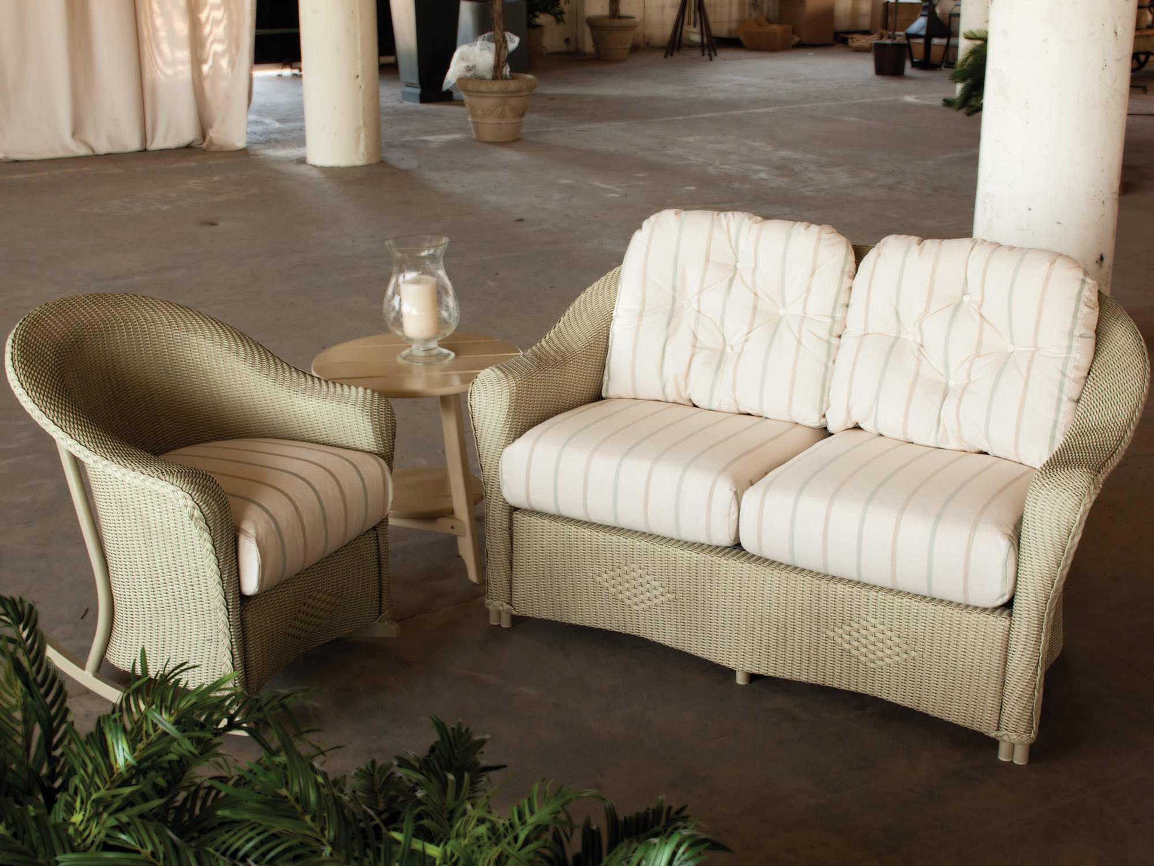 Reflections Wicker Patio Lounge Set