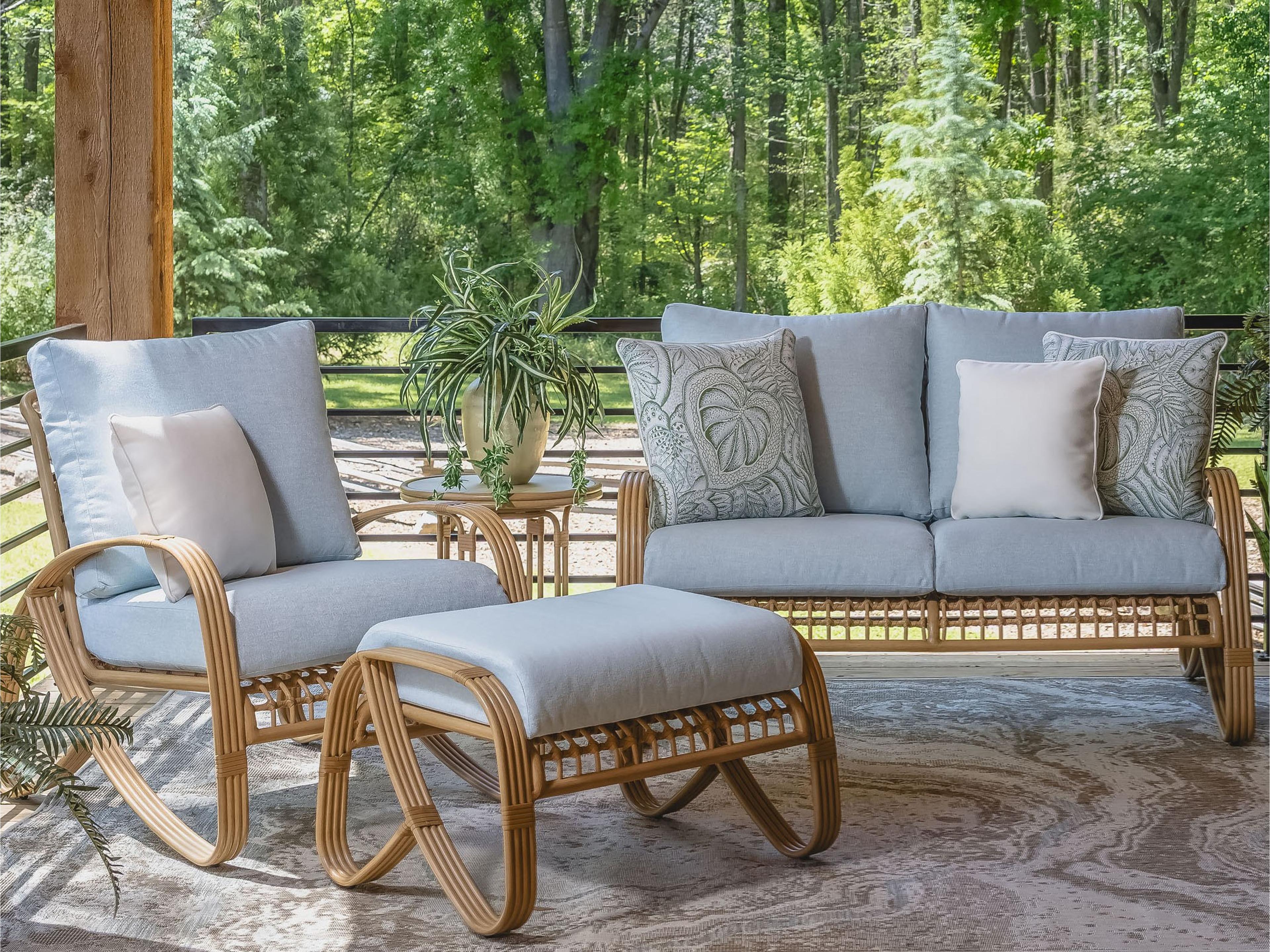 Riviera Aluminum Cushion Lounge Set