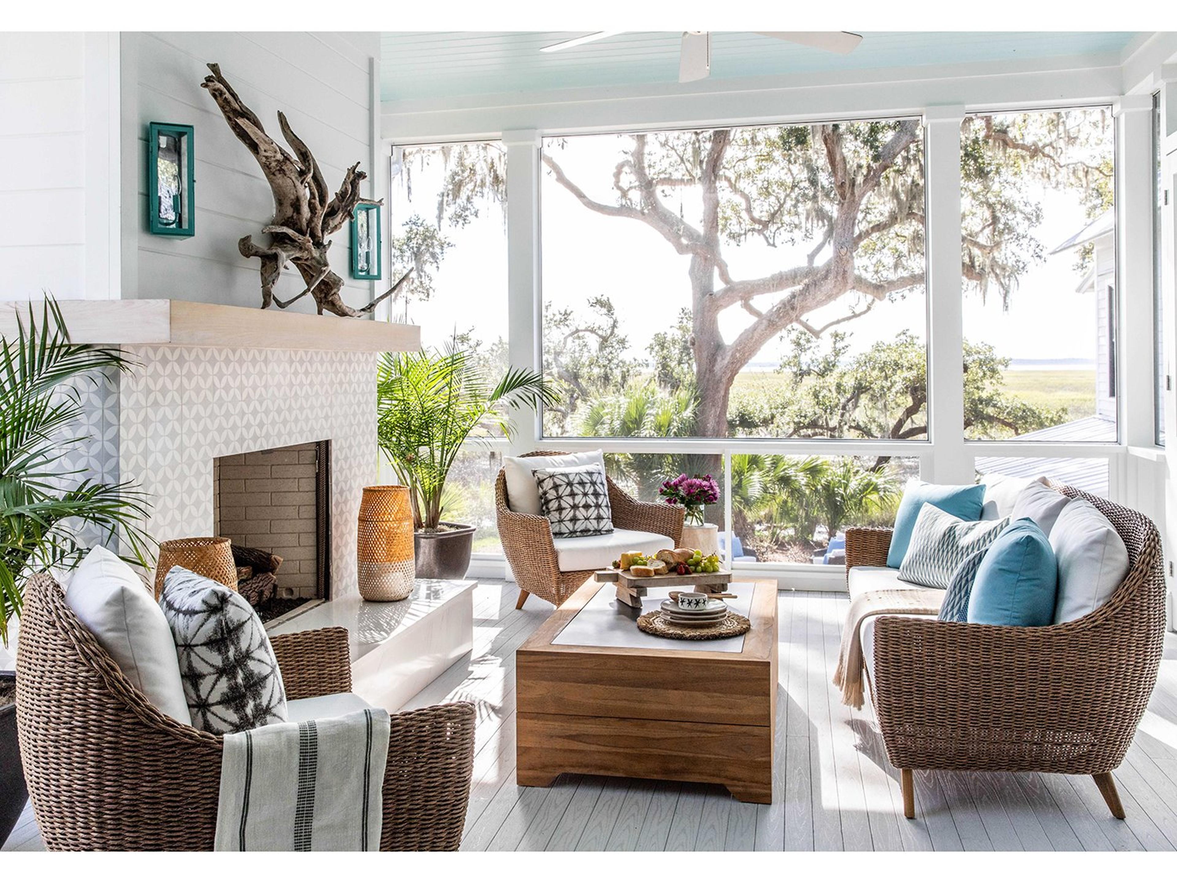 Tobago Wicker Outdoor Patio Lounge Set