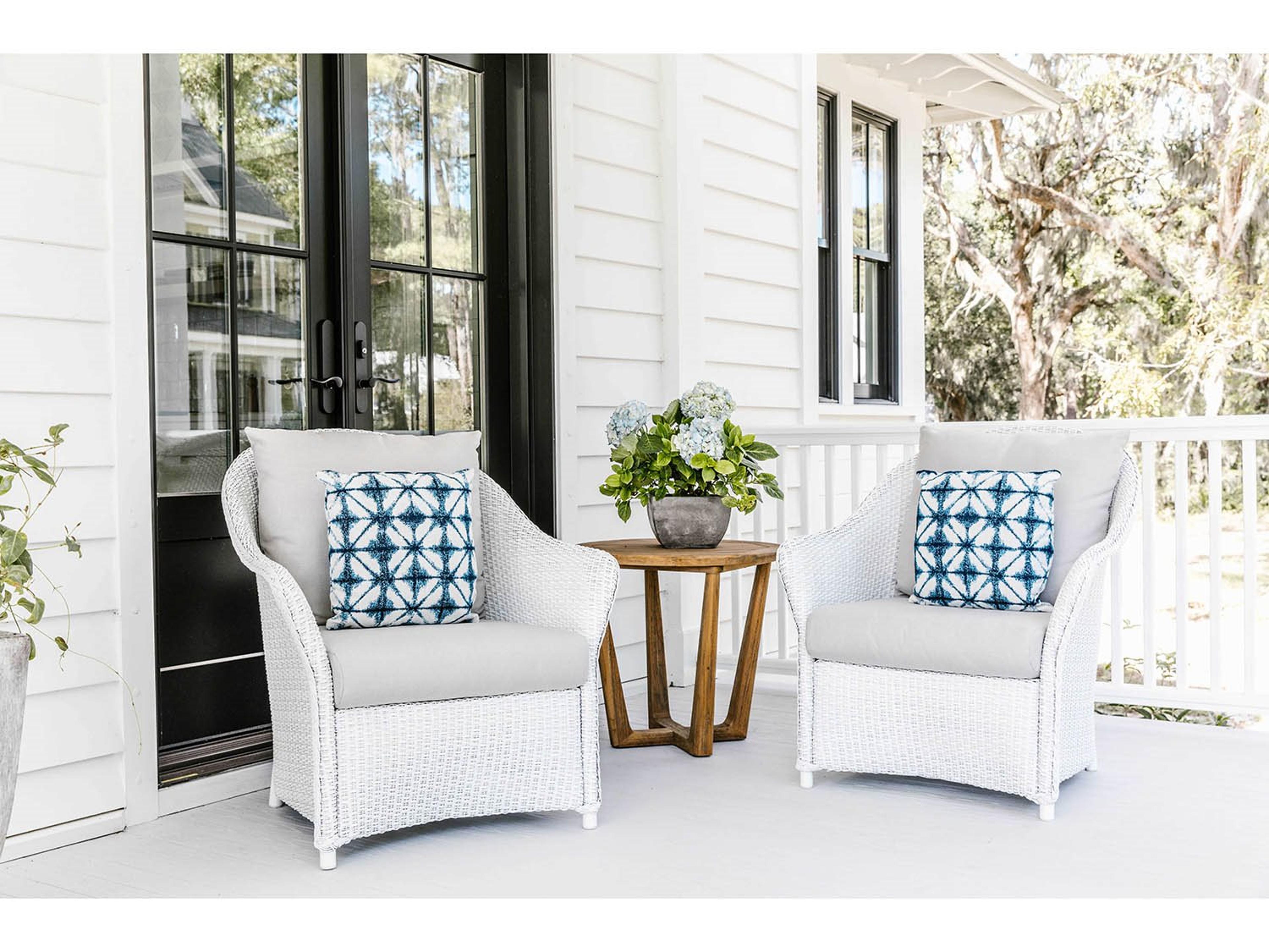 Weekend Retreat Wicker Outdoor Patio Lounge Set