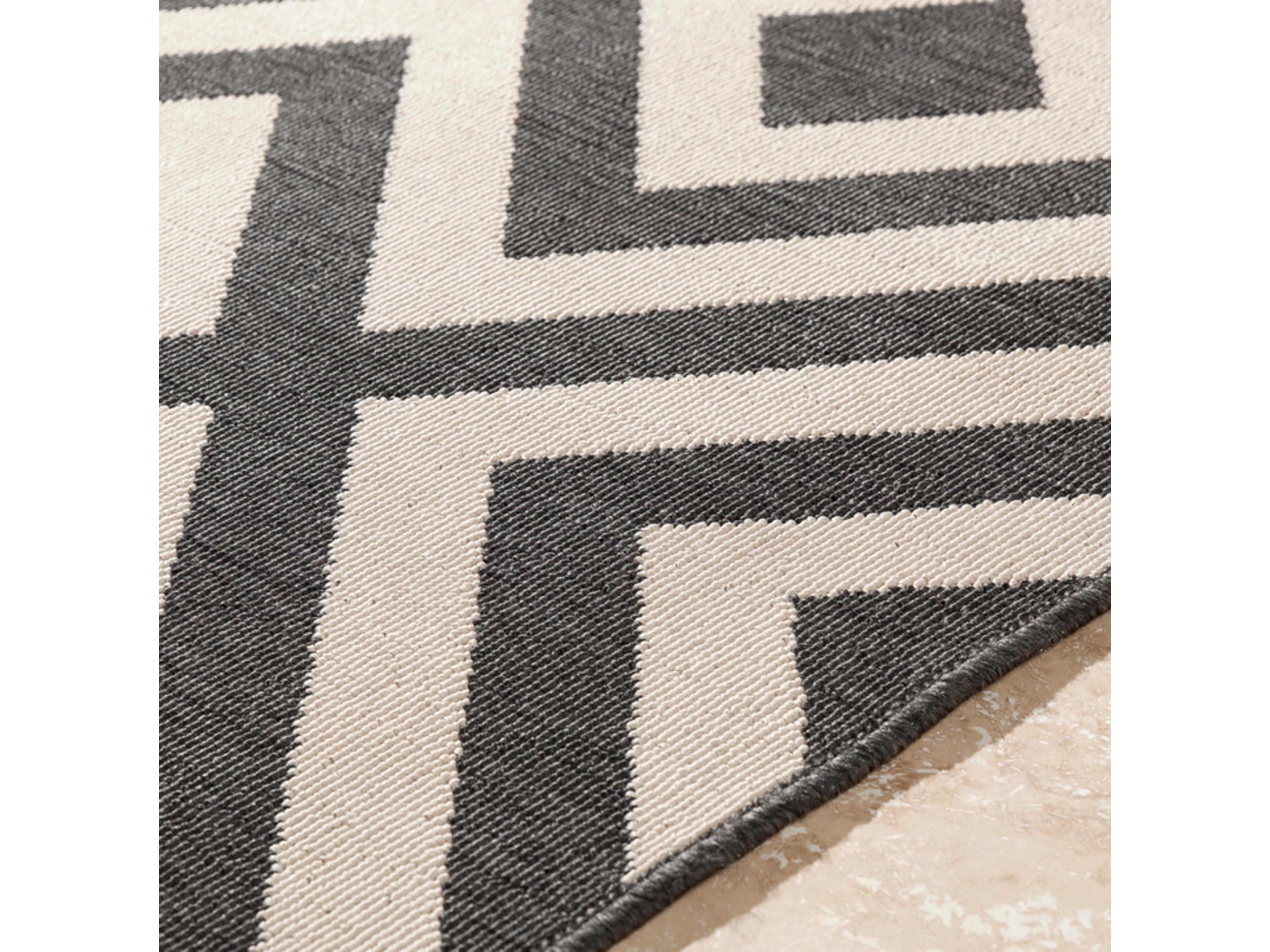 Livabliss by Surya Alfresco Geometric Area Rug