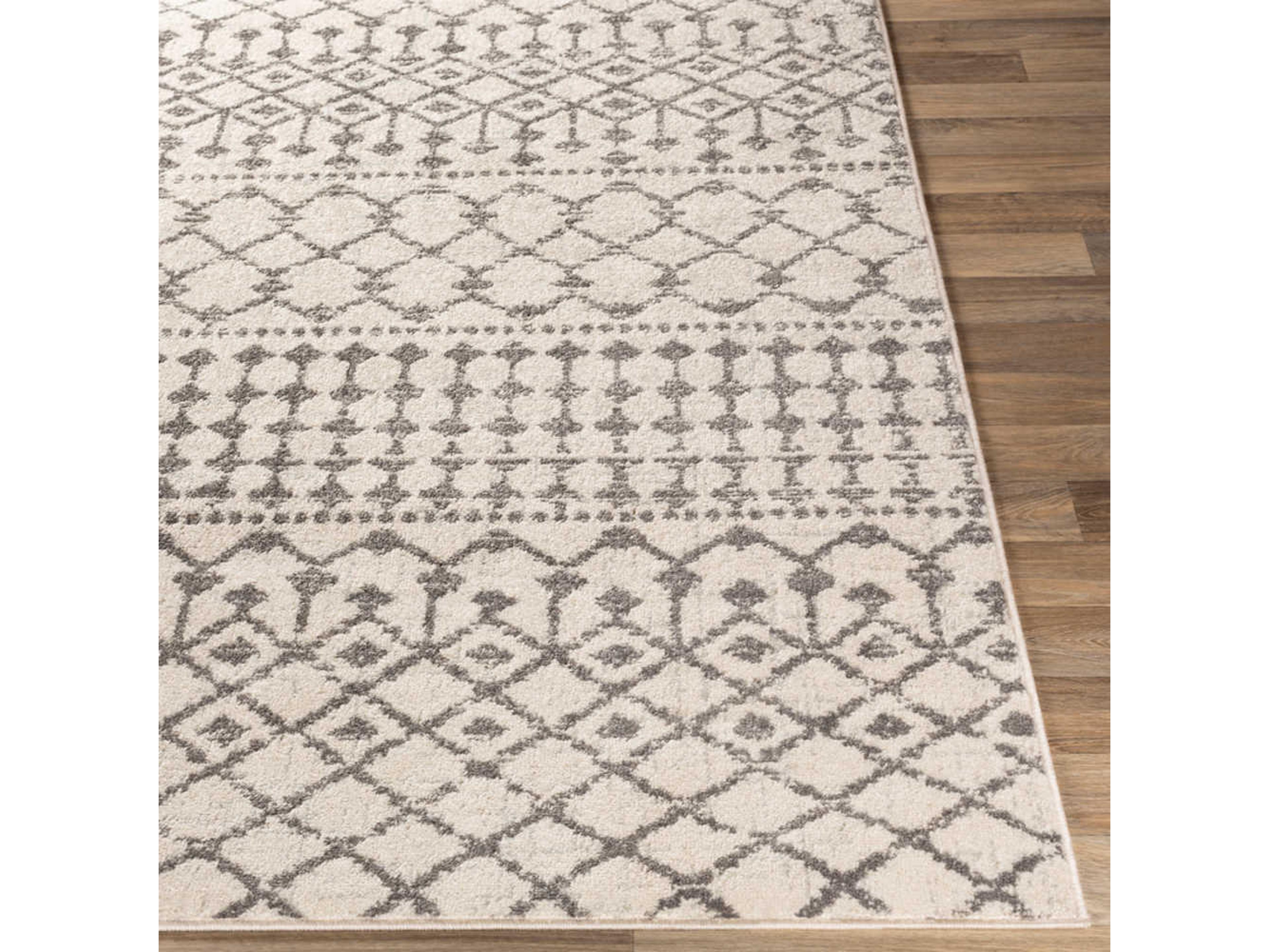 Livabliss by Surya Chester Geometric Area Rug