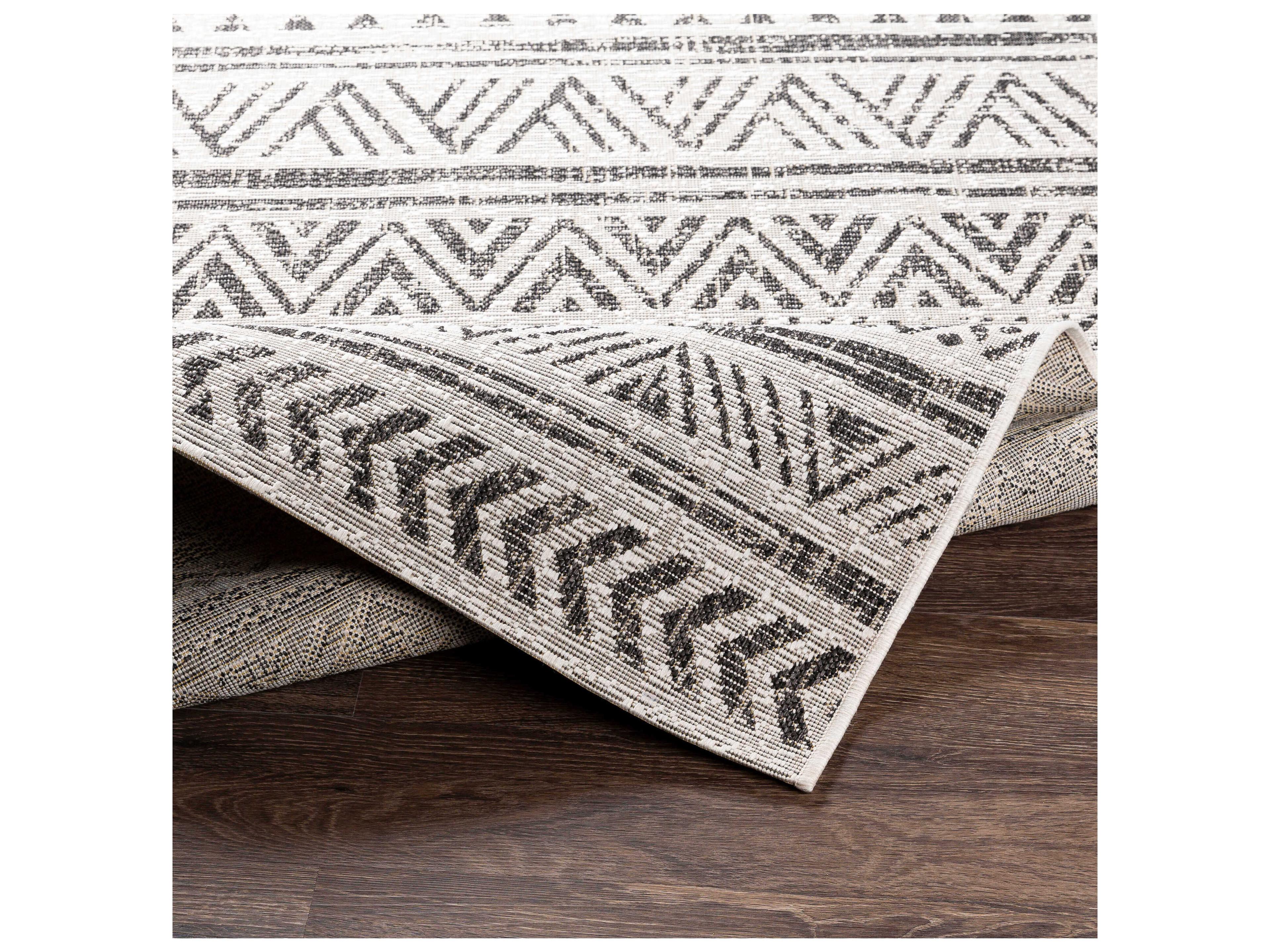 Livabliss by Surya Eagean Geometric Area Rug