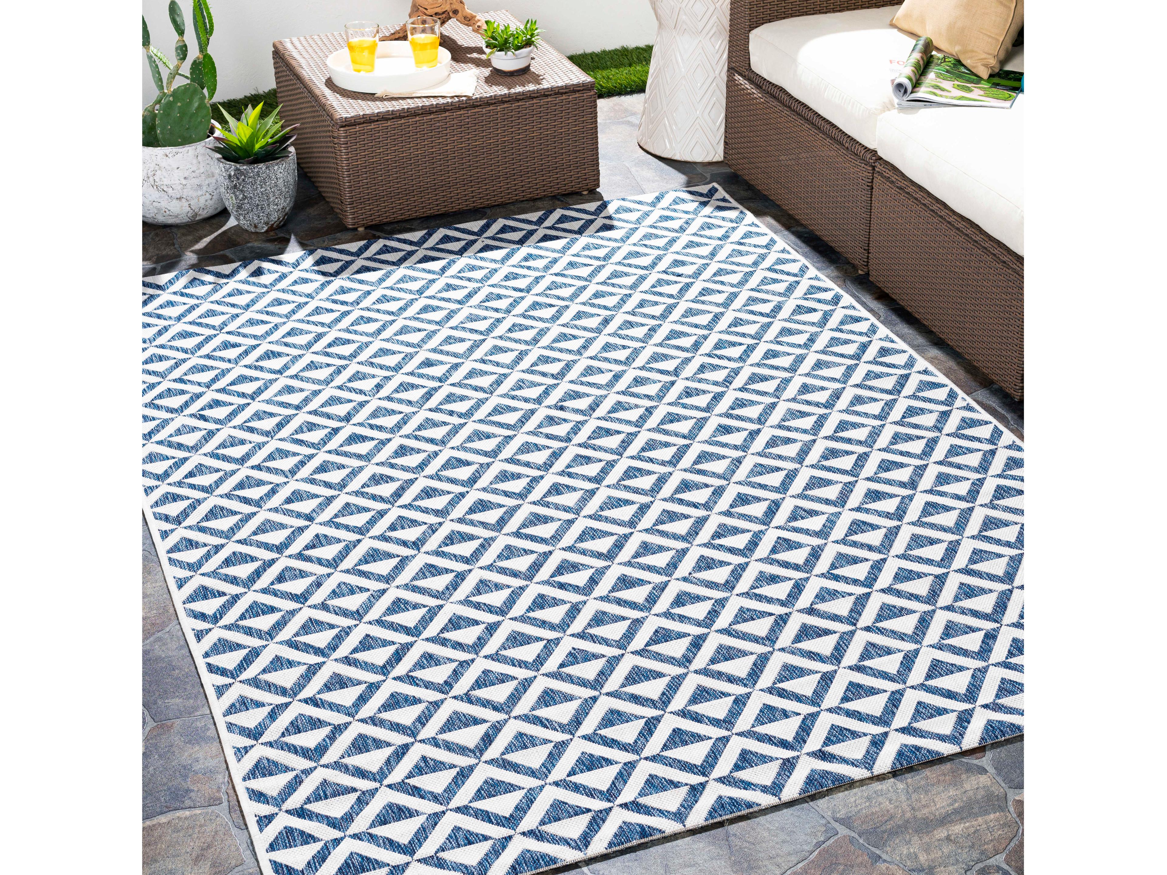 Livabliss by Surya Eagean Geometric Area Rug