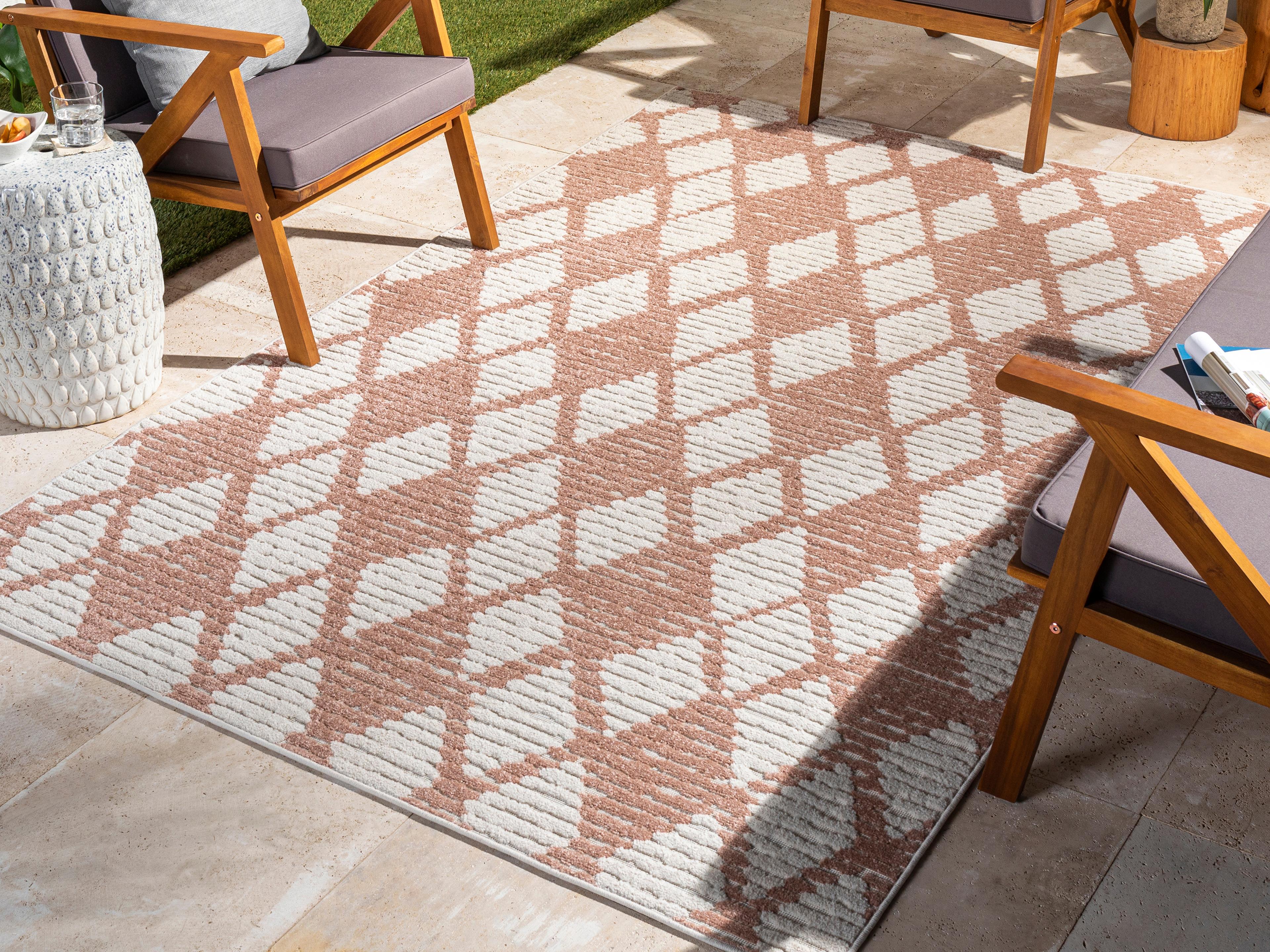 Livabliss by Surya Greenwich Geometric Area Rug