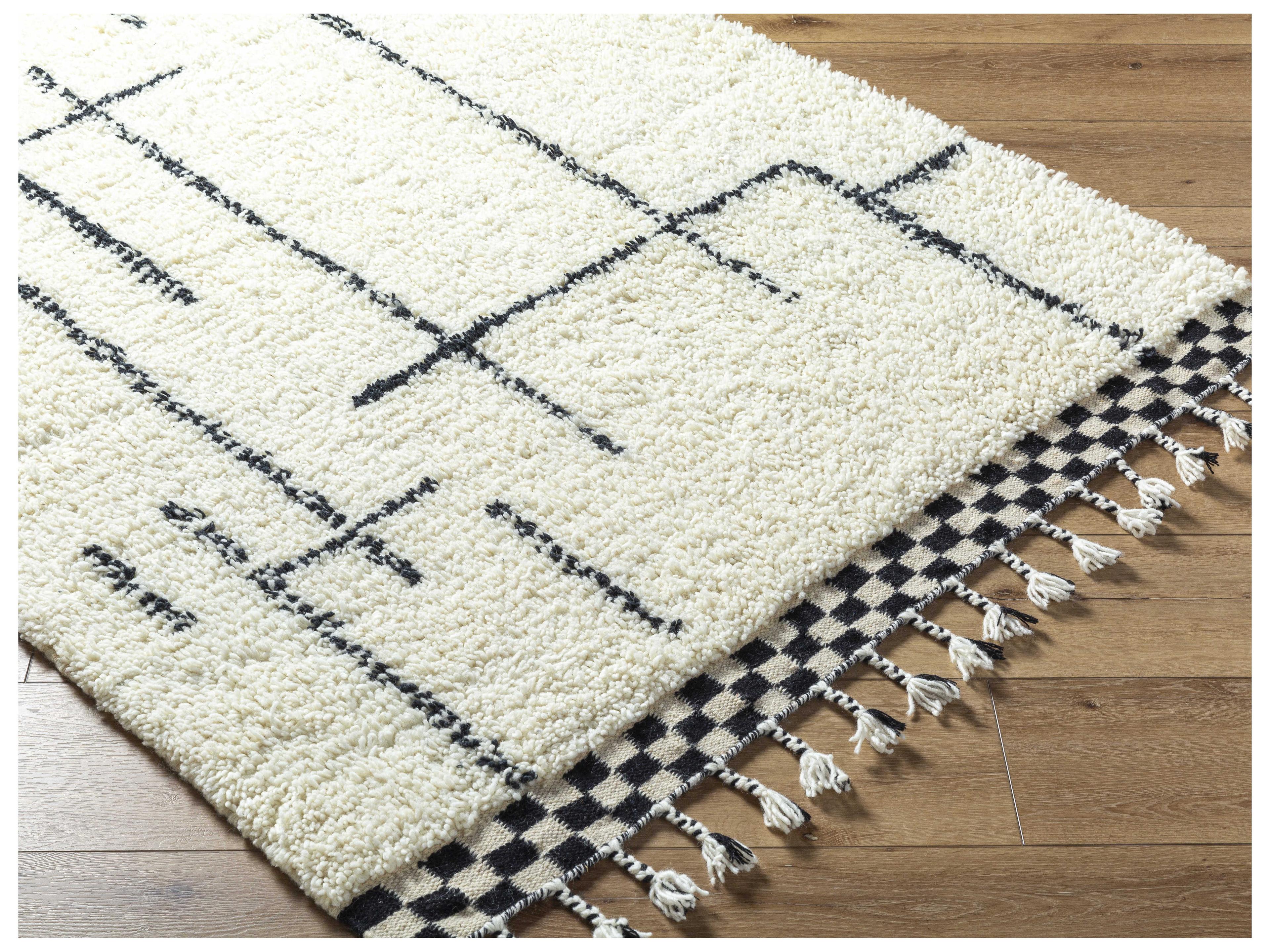 Livabliss by Surya Mirela Geometric Area Rug