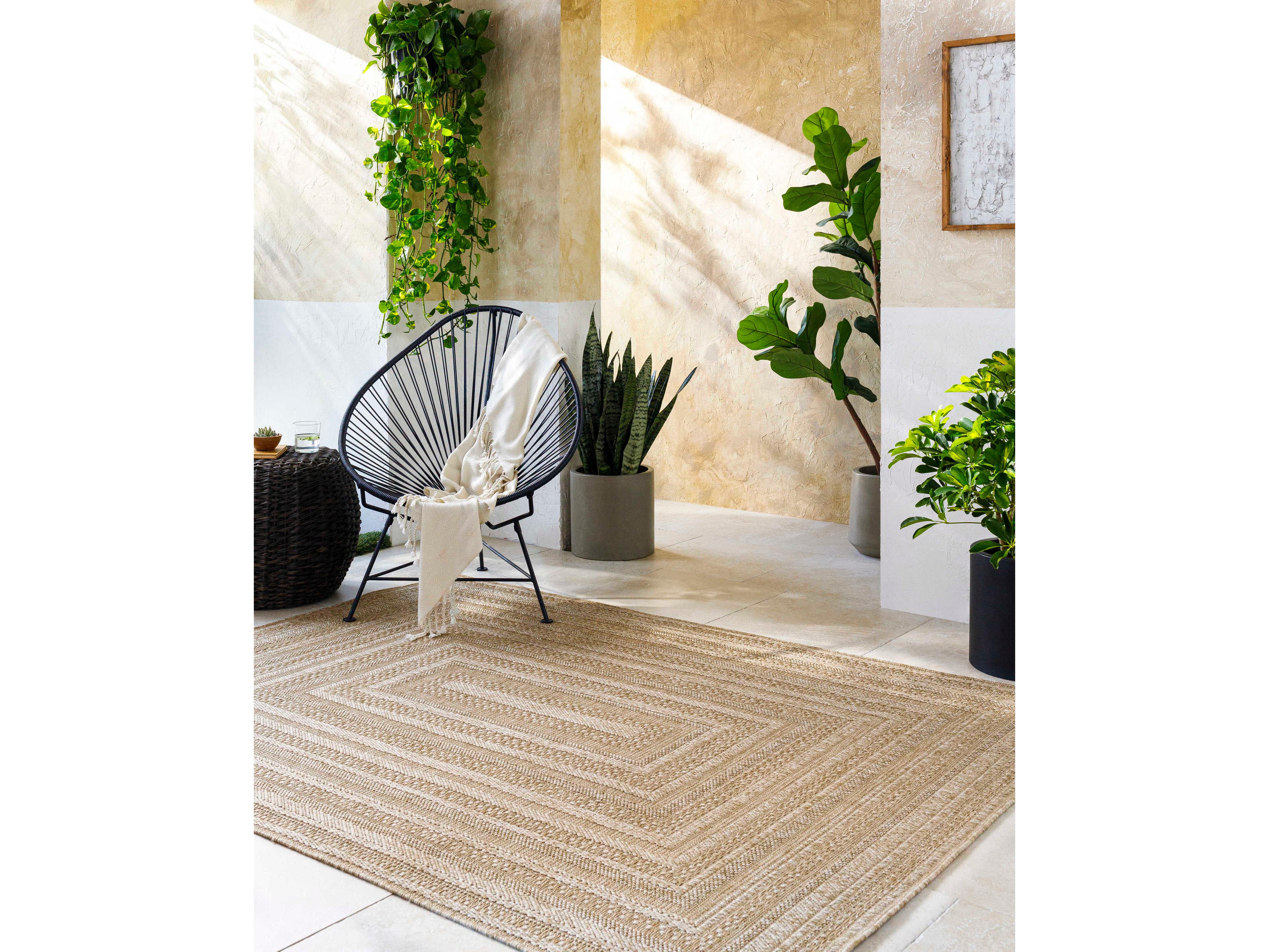 Livabliss by Surya Sandra Geometric Area Rug