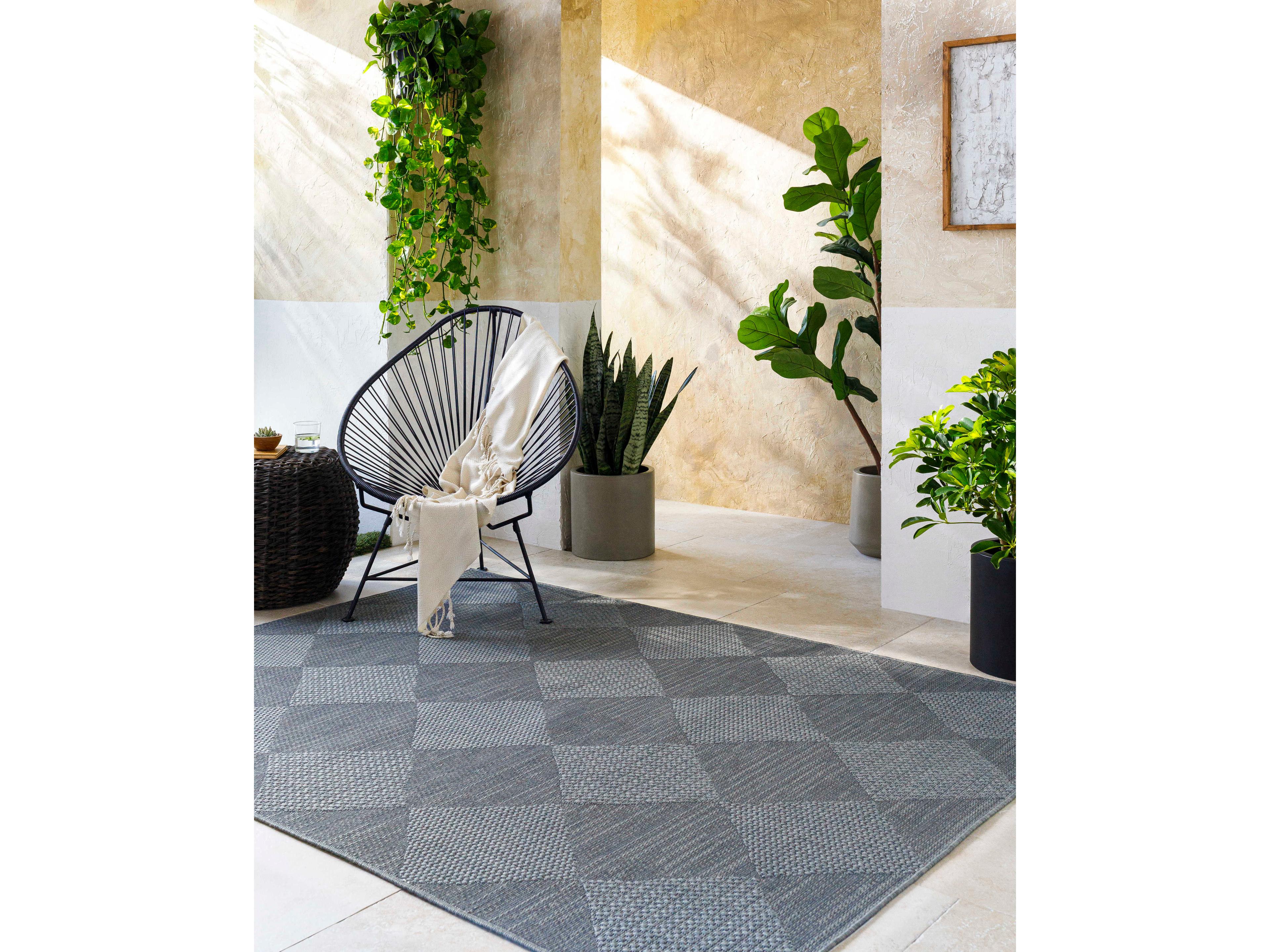 Livabliss by Surya Sandra Geometric Area Rug