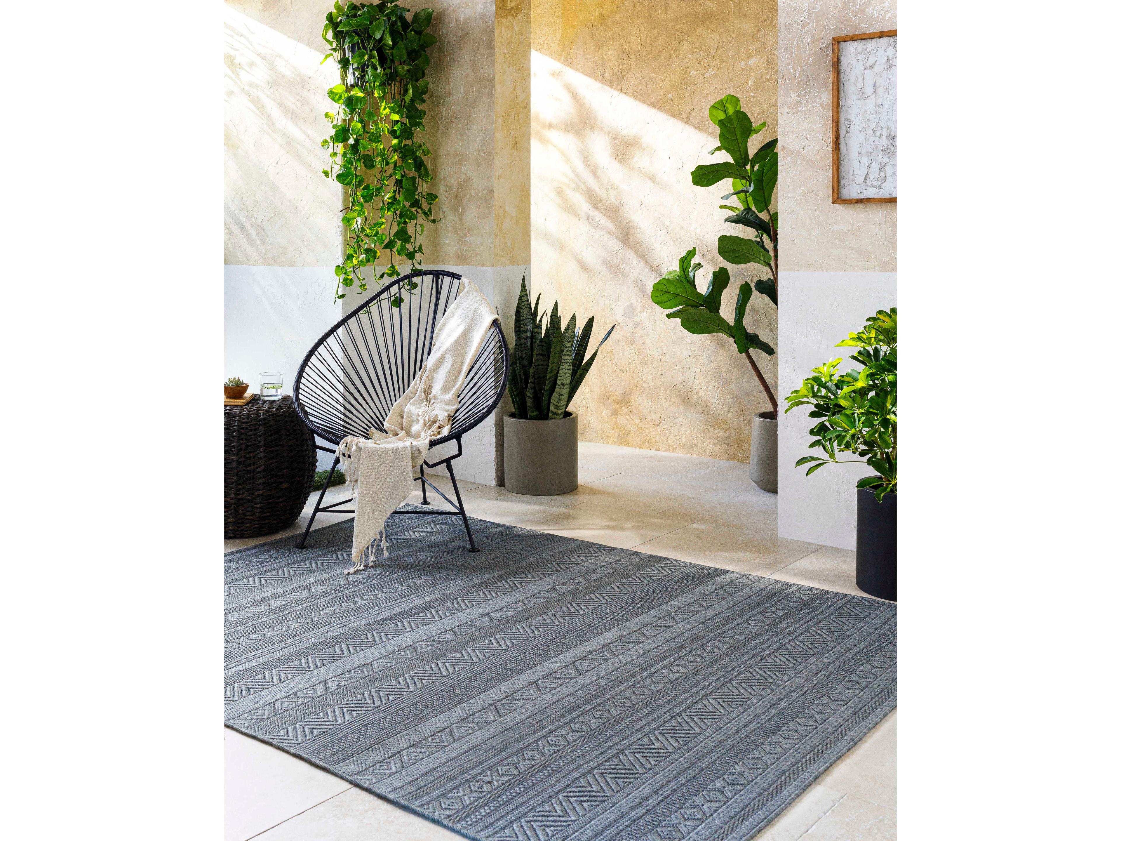 Livabliss by Surya Sandra Geometric Area Rug