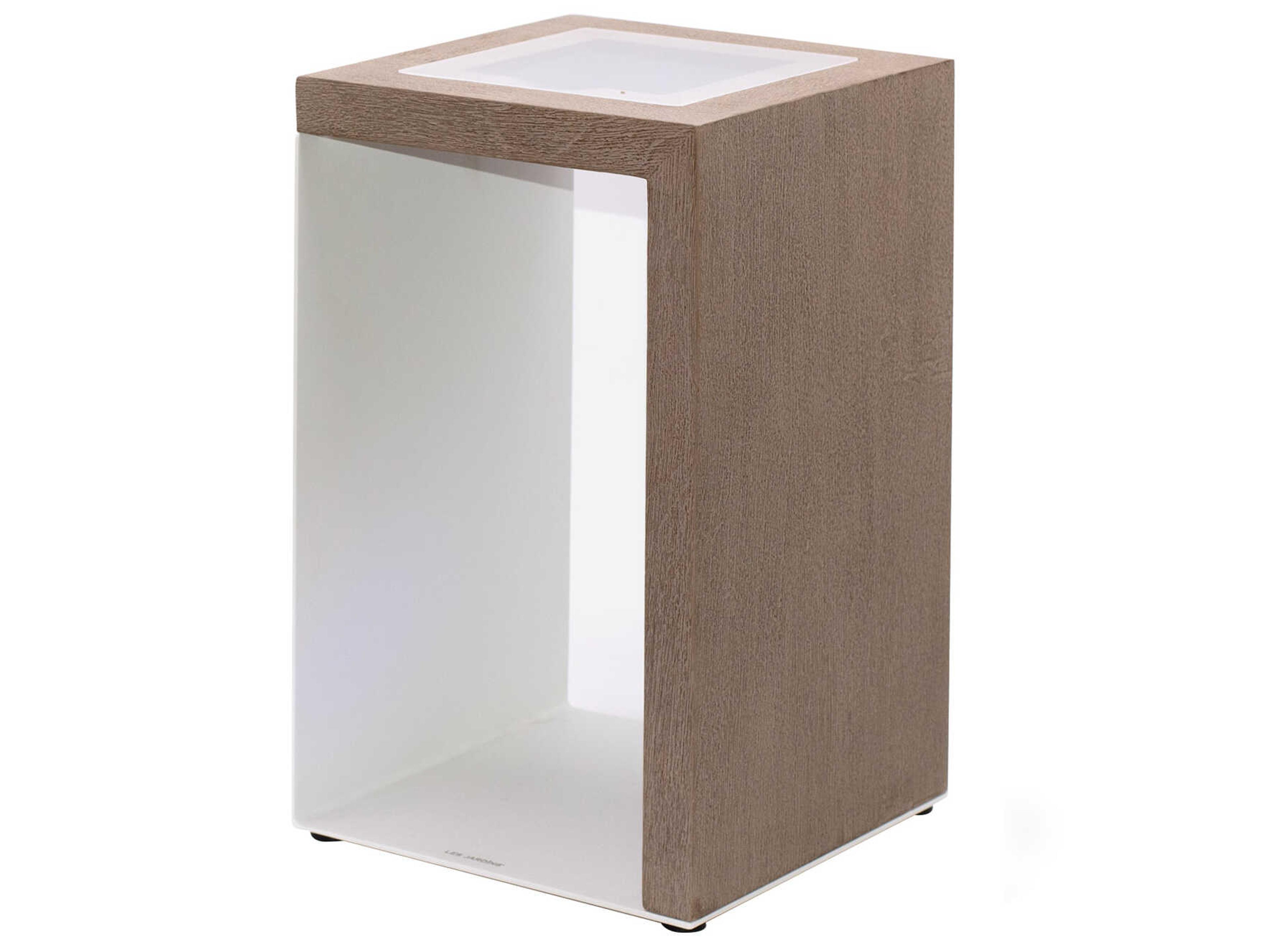 Rancho 10-Light Outdoor Lamp