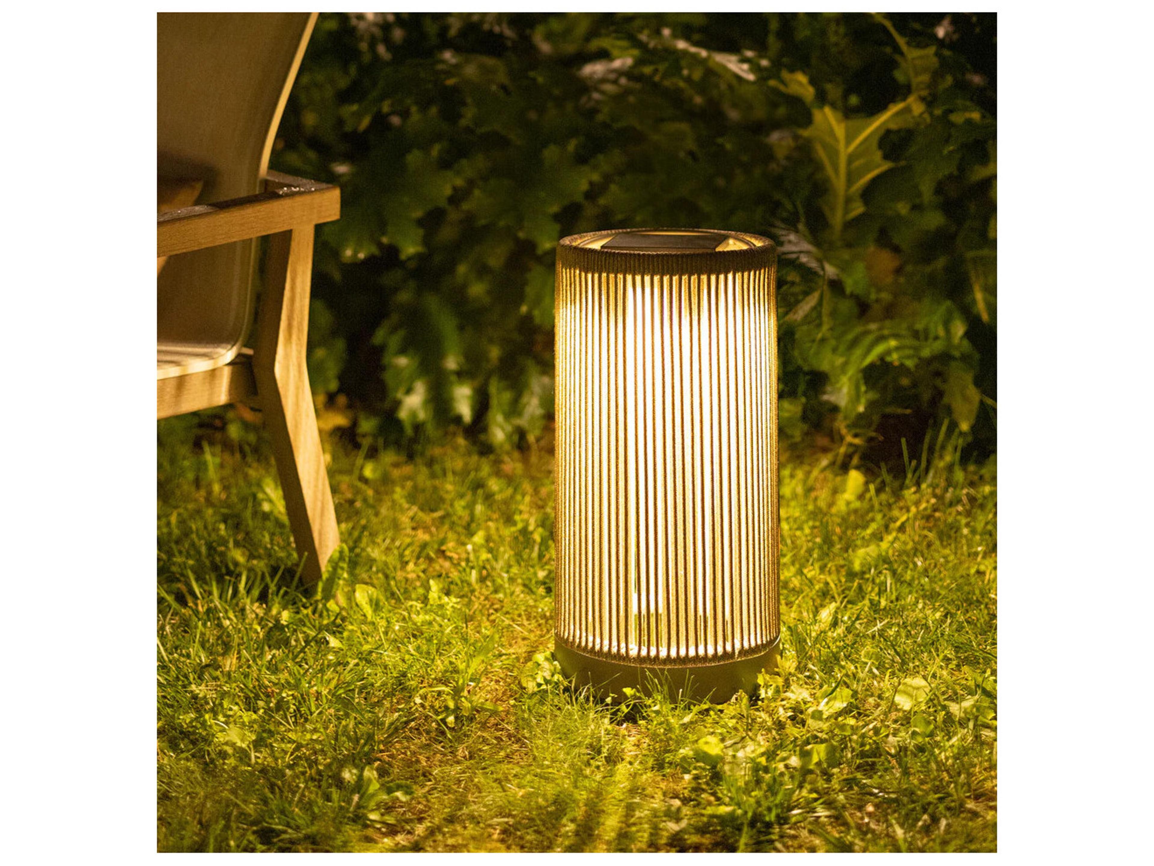Les Jardins Alto 10-Light Outdoor Floor Light