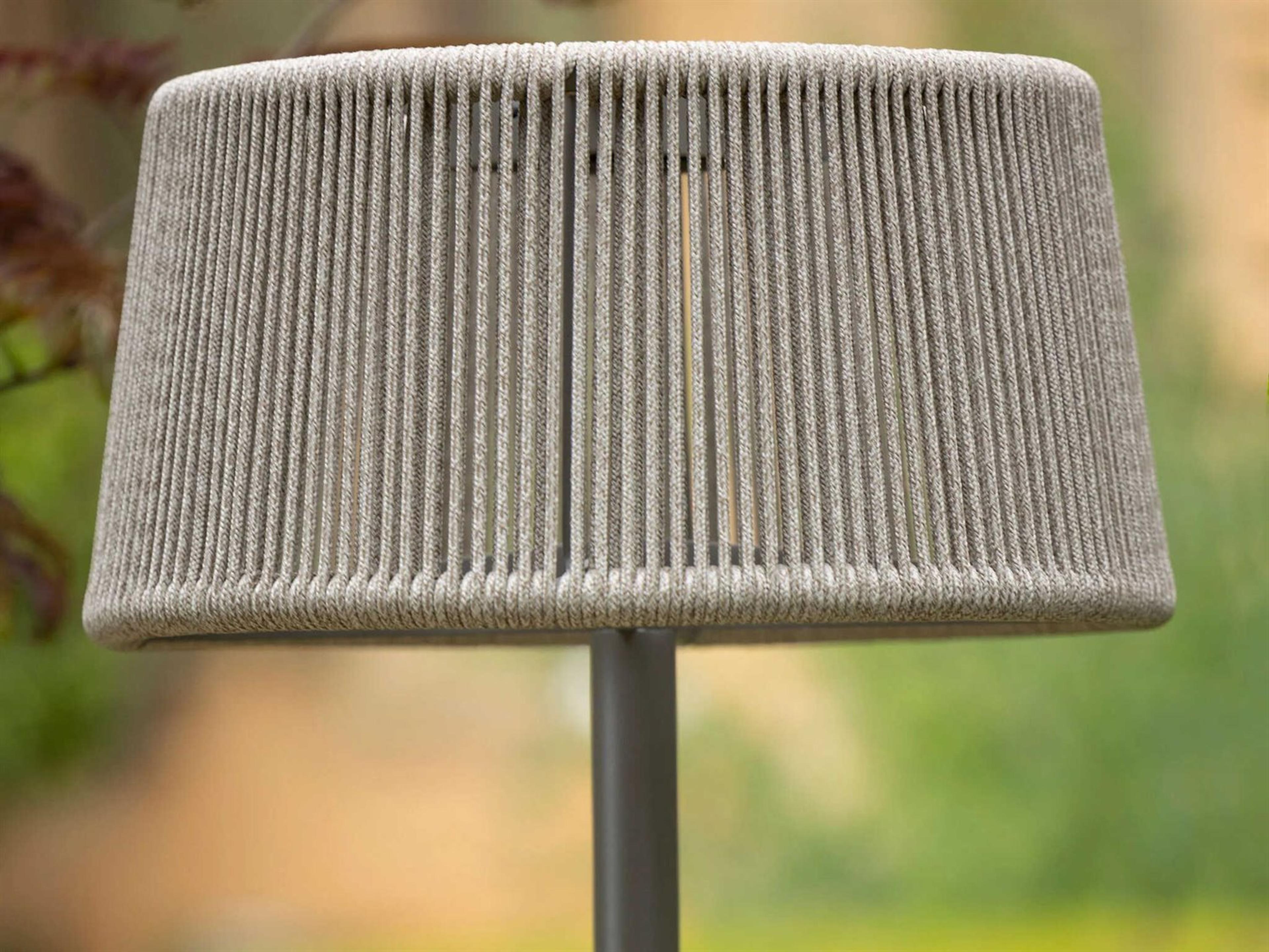 Les Jardins Mona 10-Light Outdoor Lamp