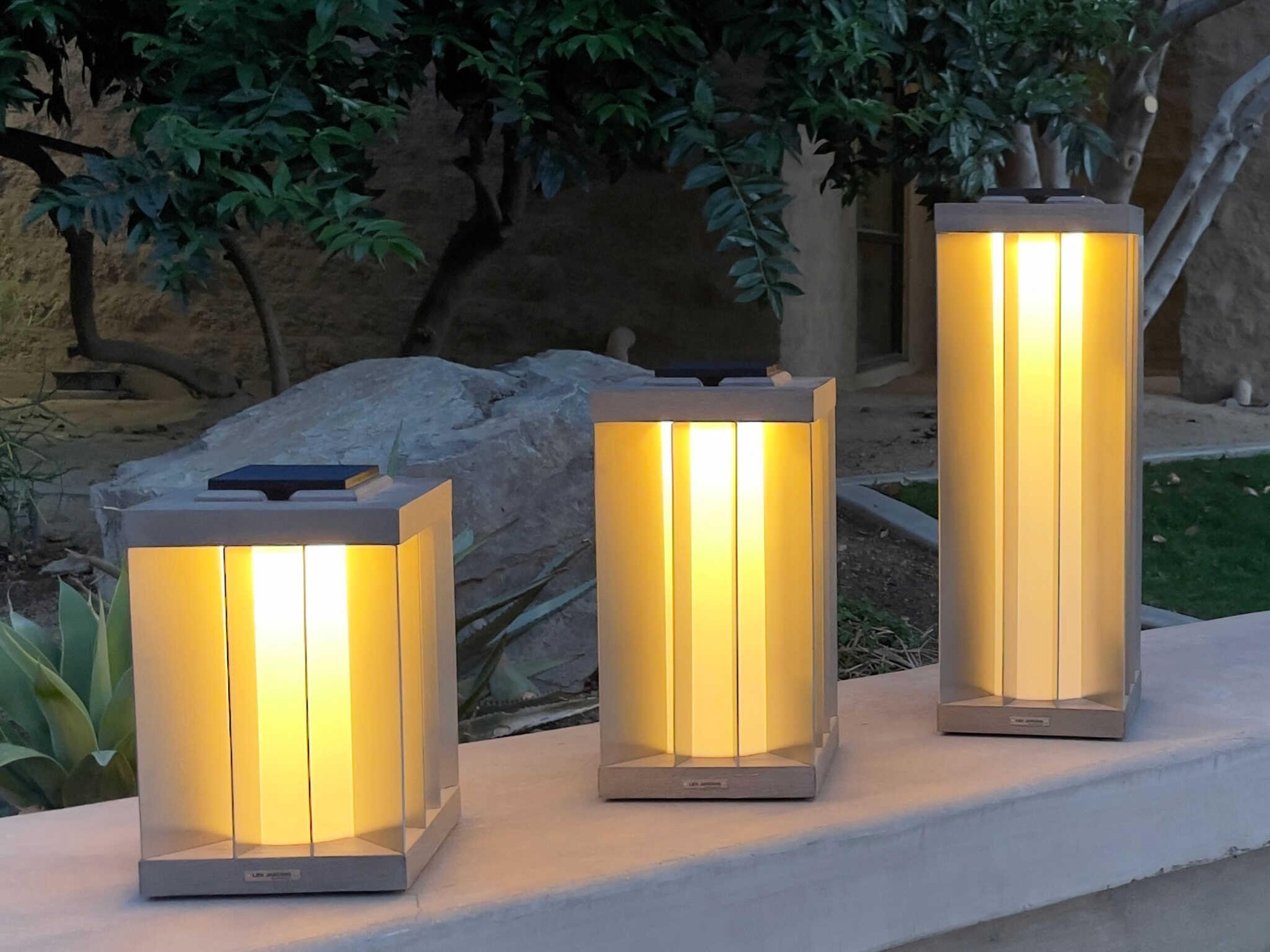 Les Jardins Edge 10-Light Outdoor Lamp