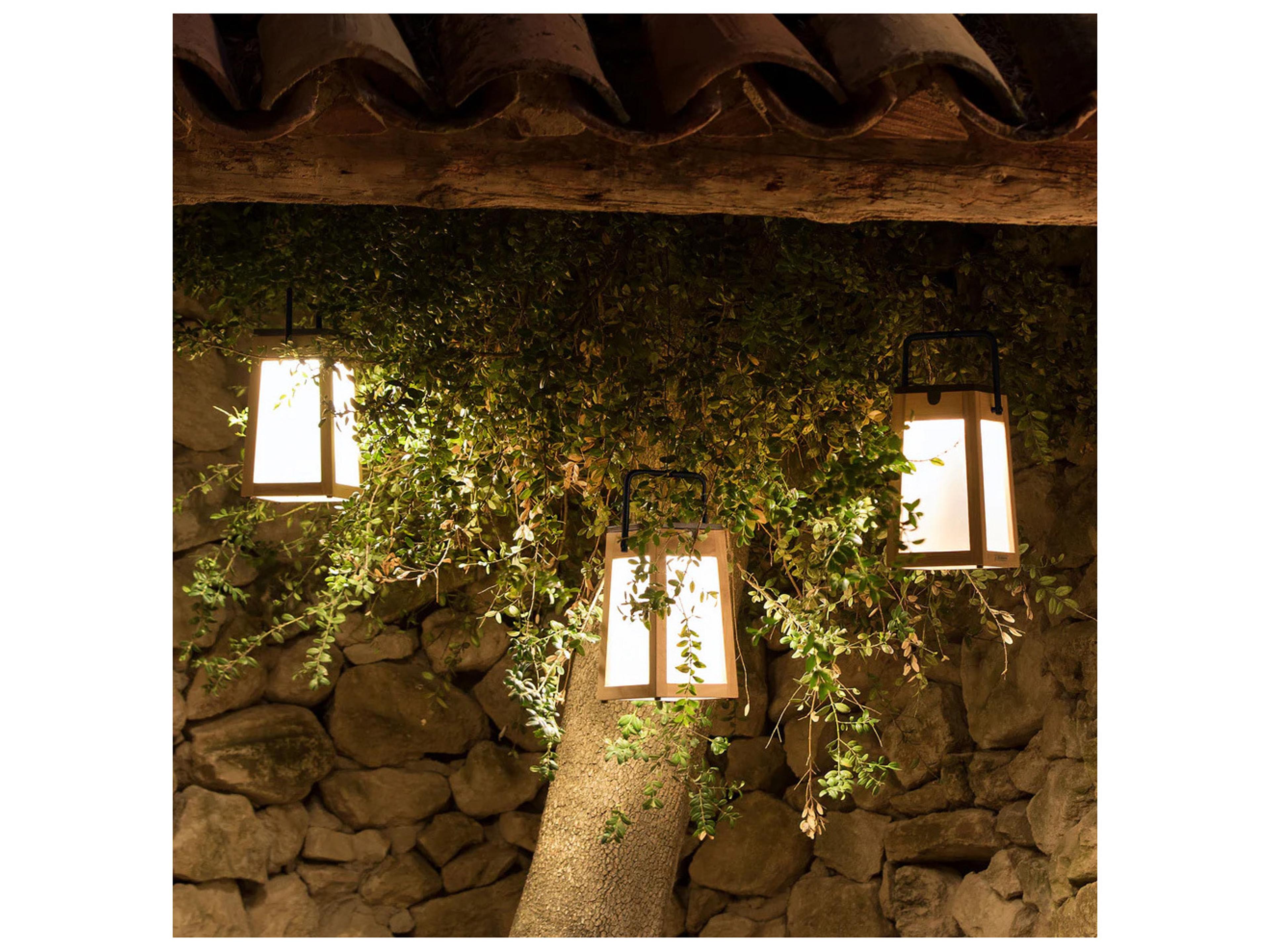 Les Jardins Tecka 5-Light Outdoor Lamp