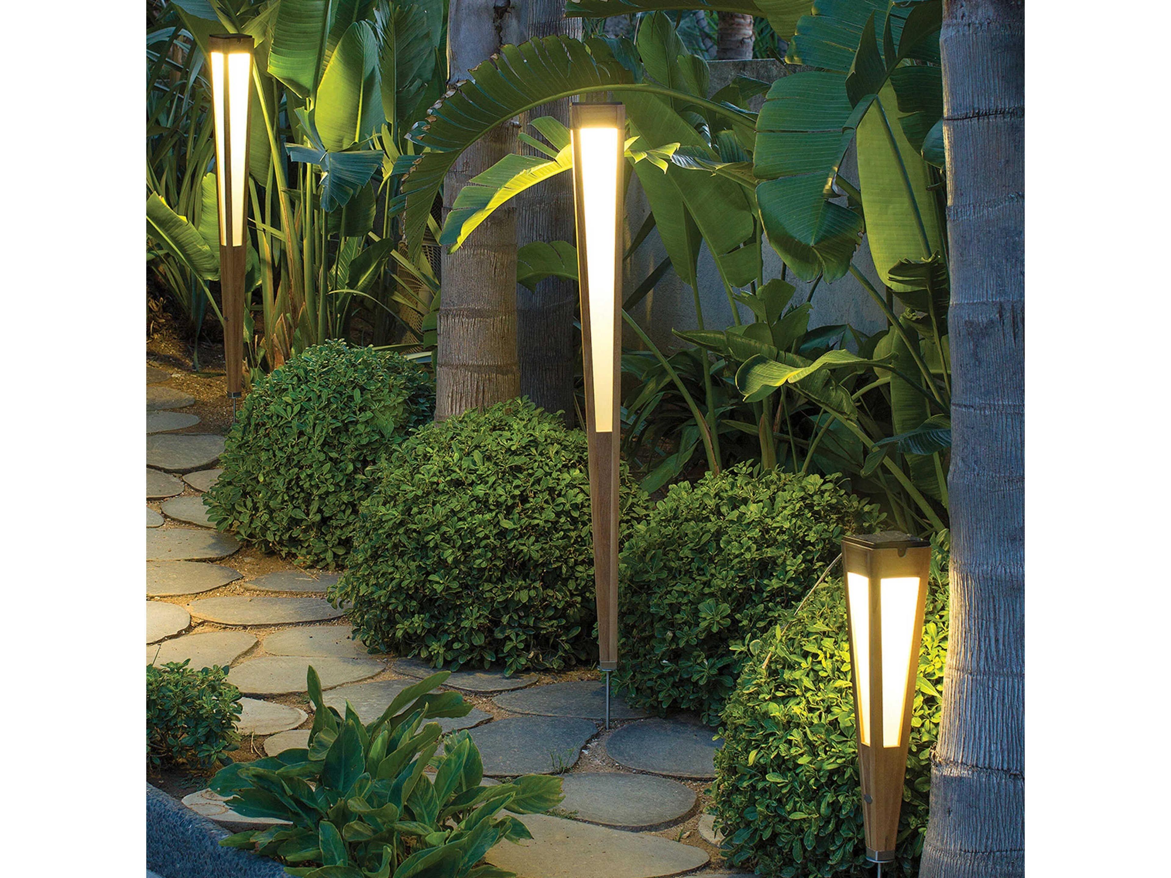 Les Jardins Lanai 10-Light Outdoor Path Light