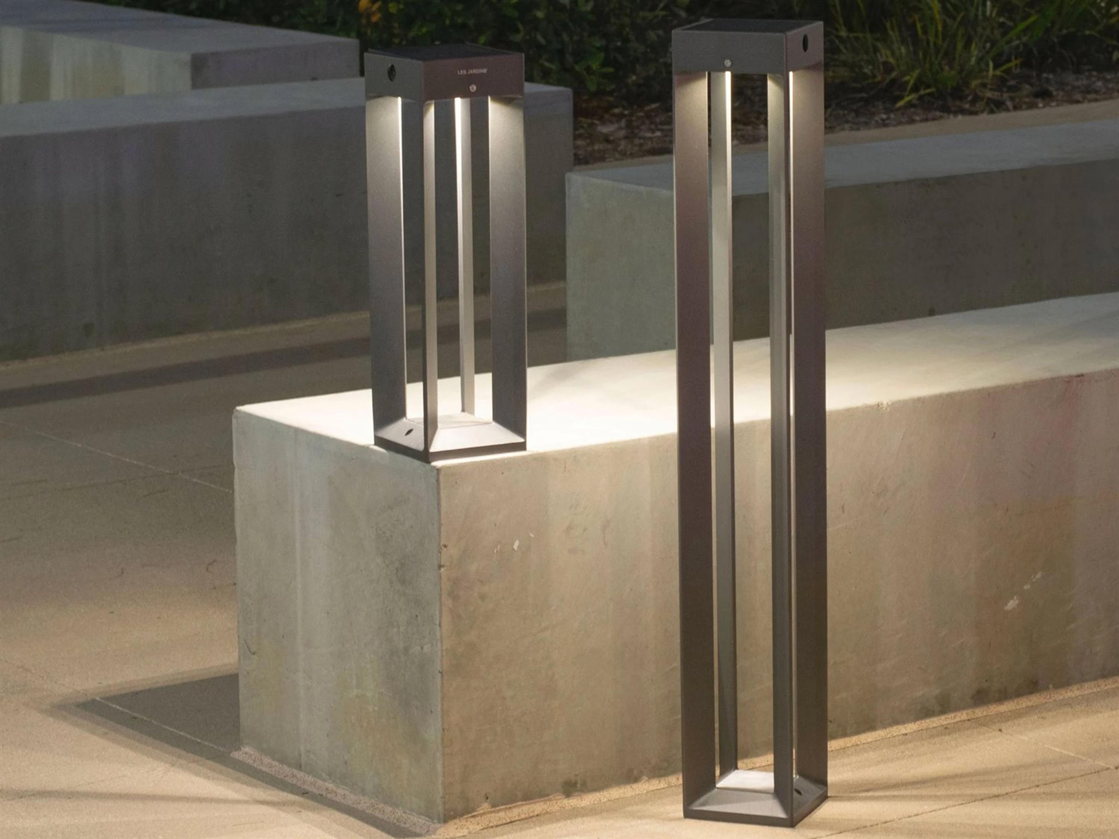 Les Jardins Faro 10-Light Outdoor Path Light