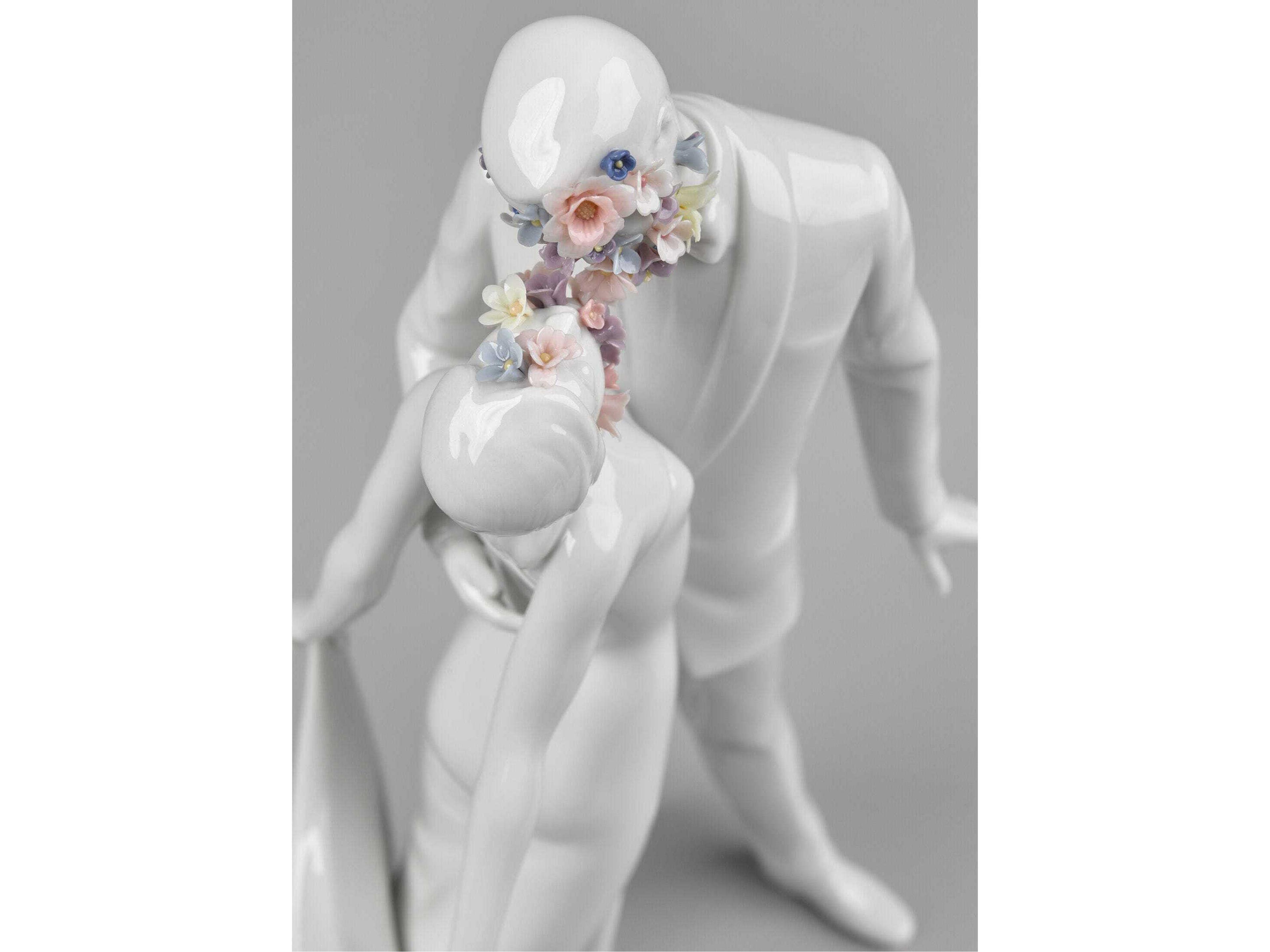 Lladro Love-I Blossoms Sculpture