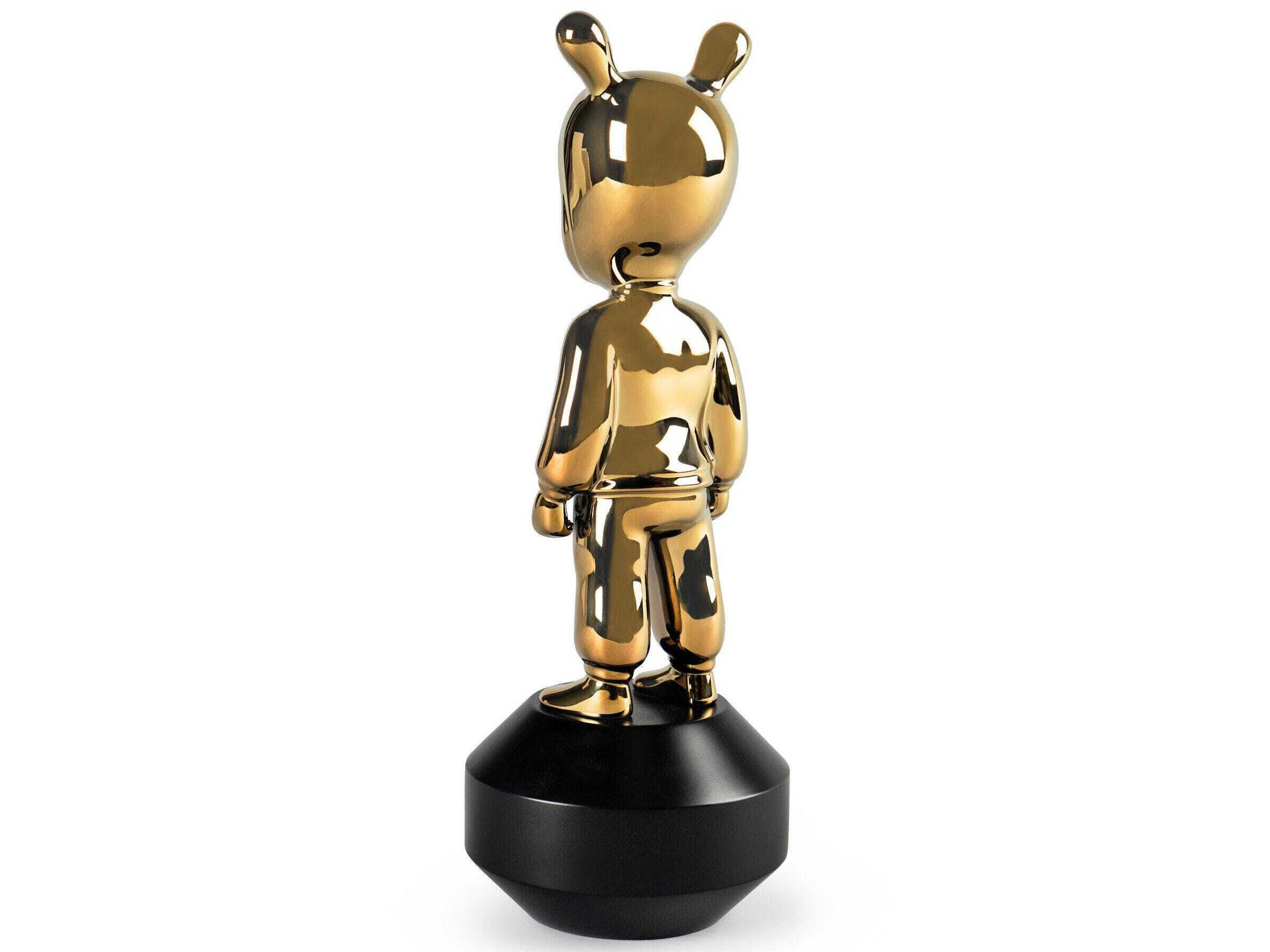 Lladro The Golden Guest Figurine