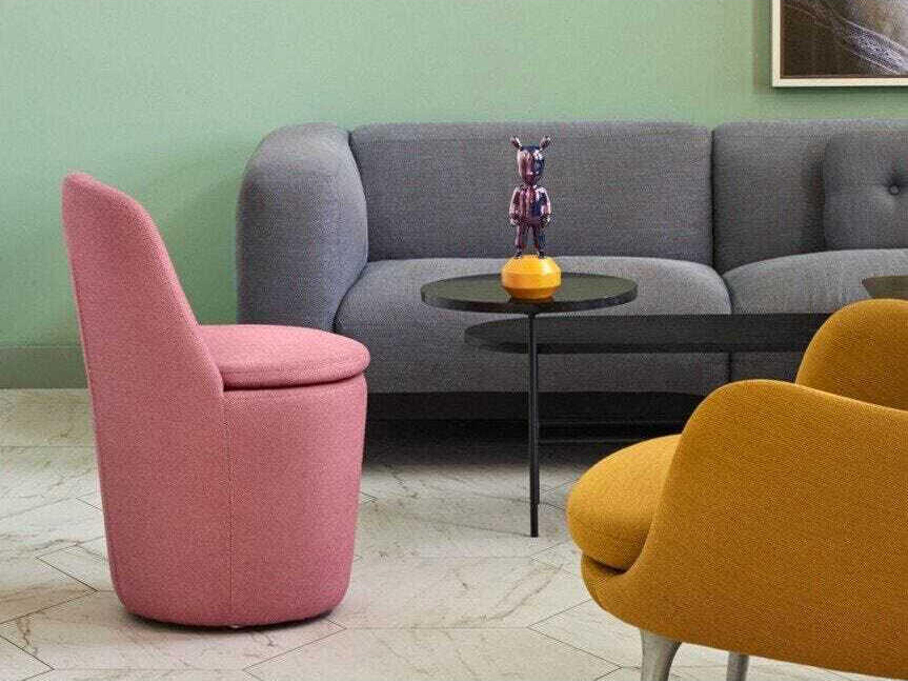 Lladro The Guest Purple Yellow Figurine