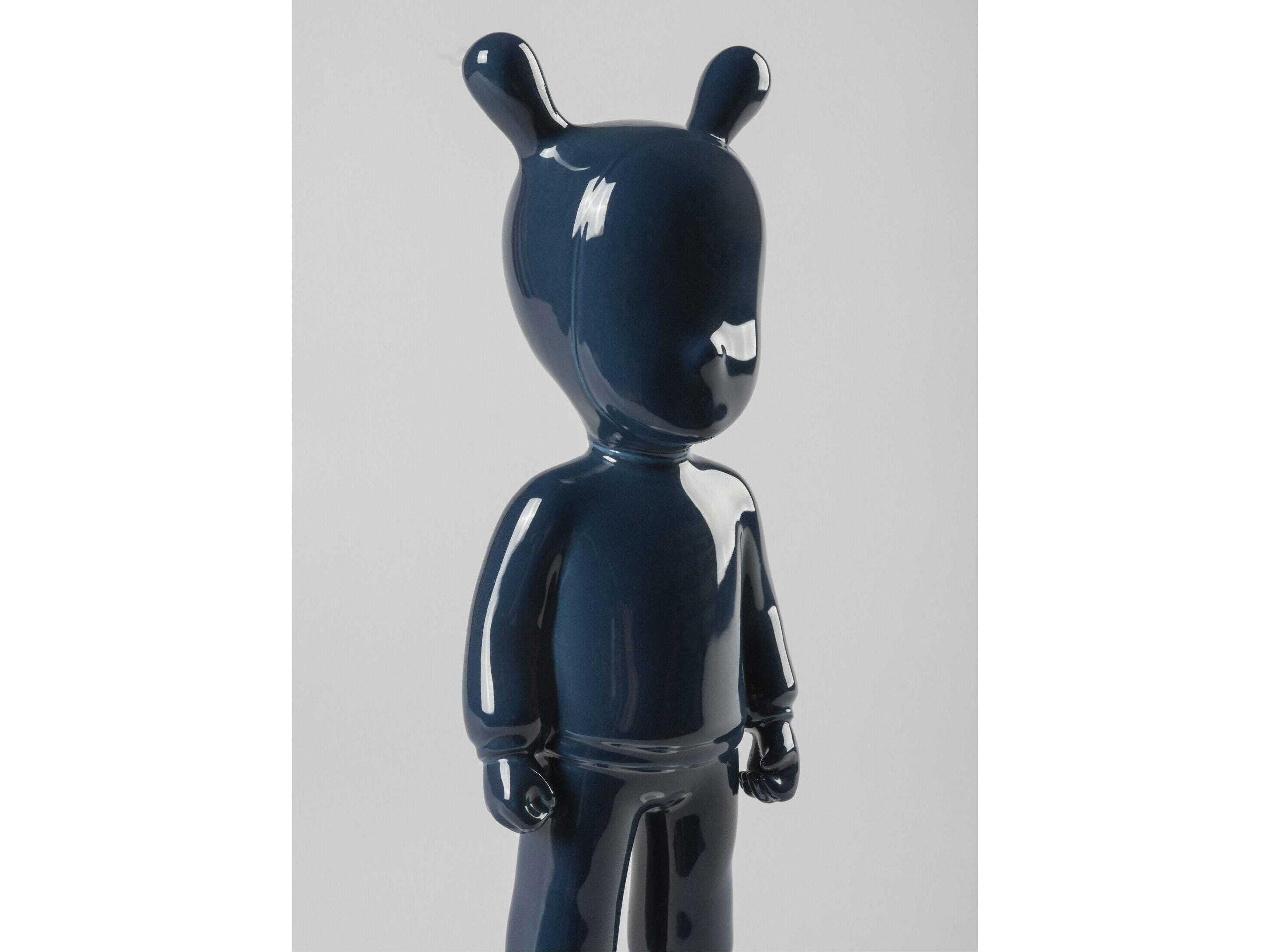 Lladro The Dark Blue Guest Figurine