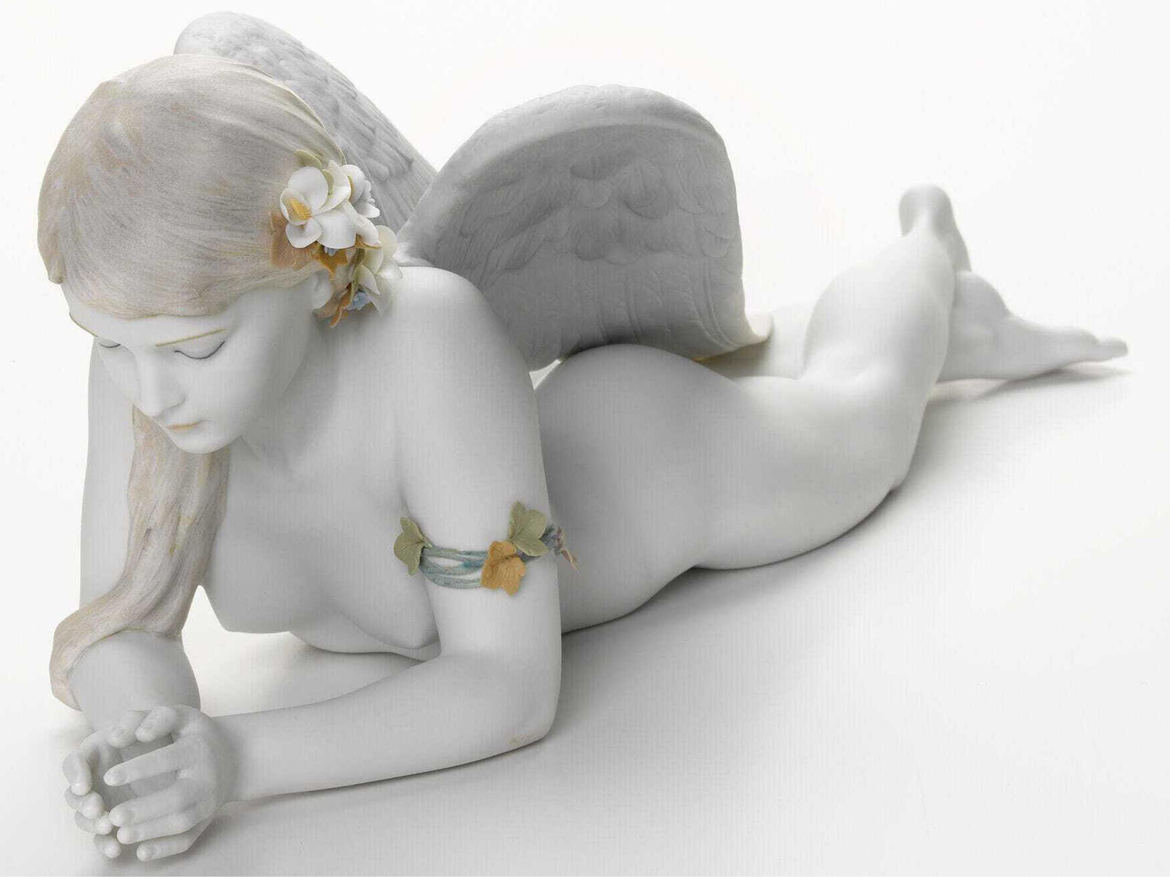 Lladro Precious Angel Figurine