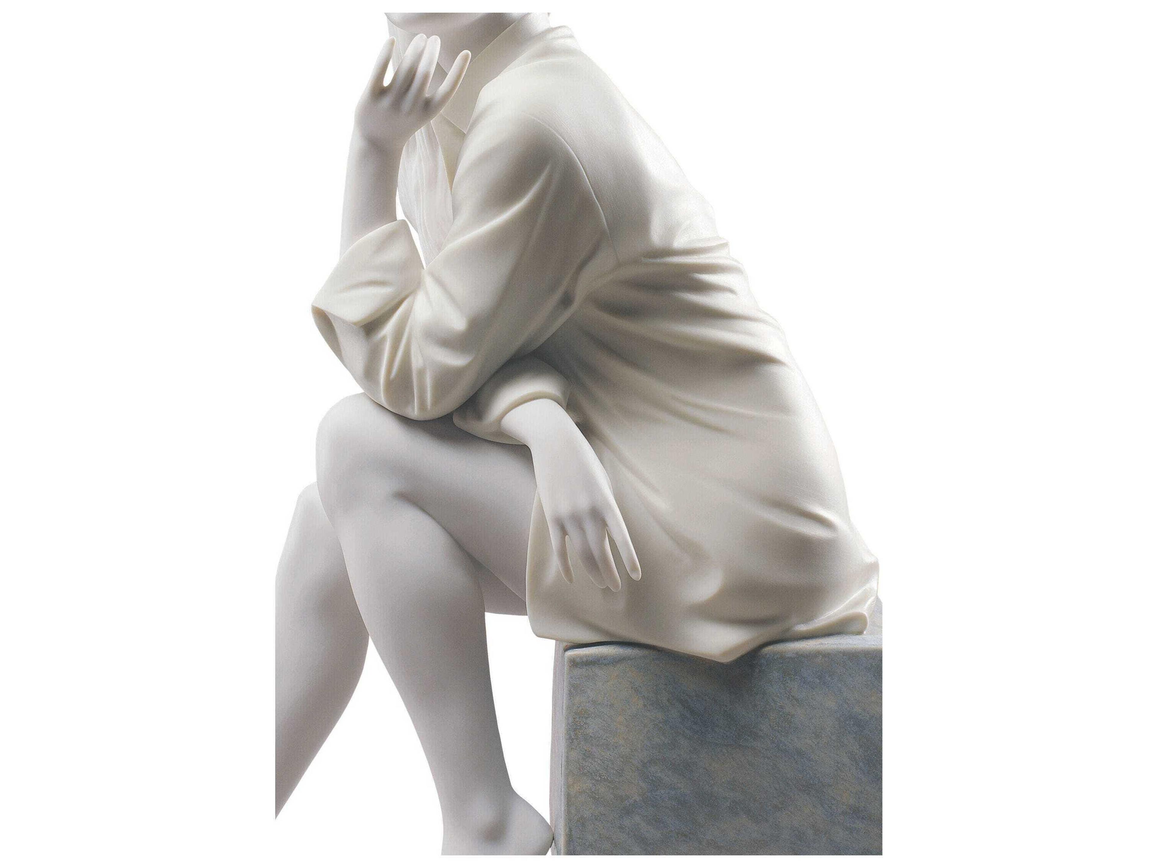 Lladro In My Thoughts Woman Figurine