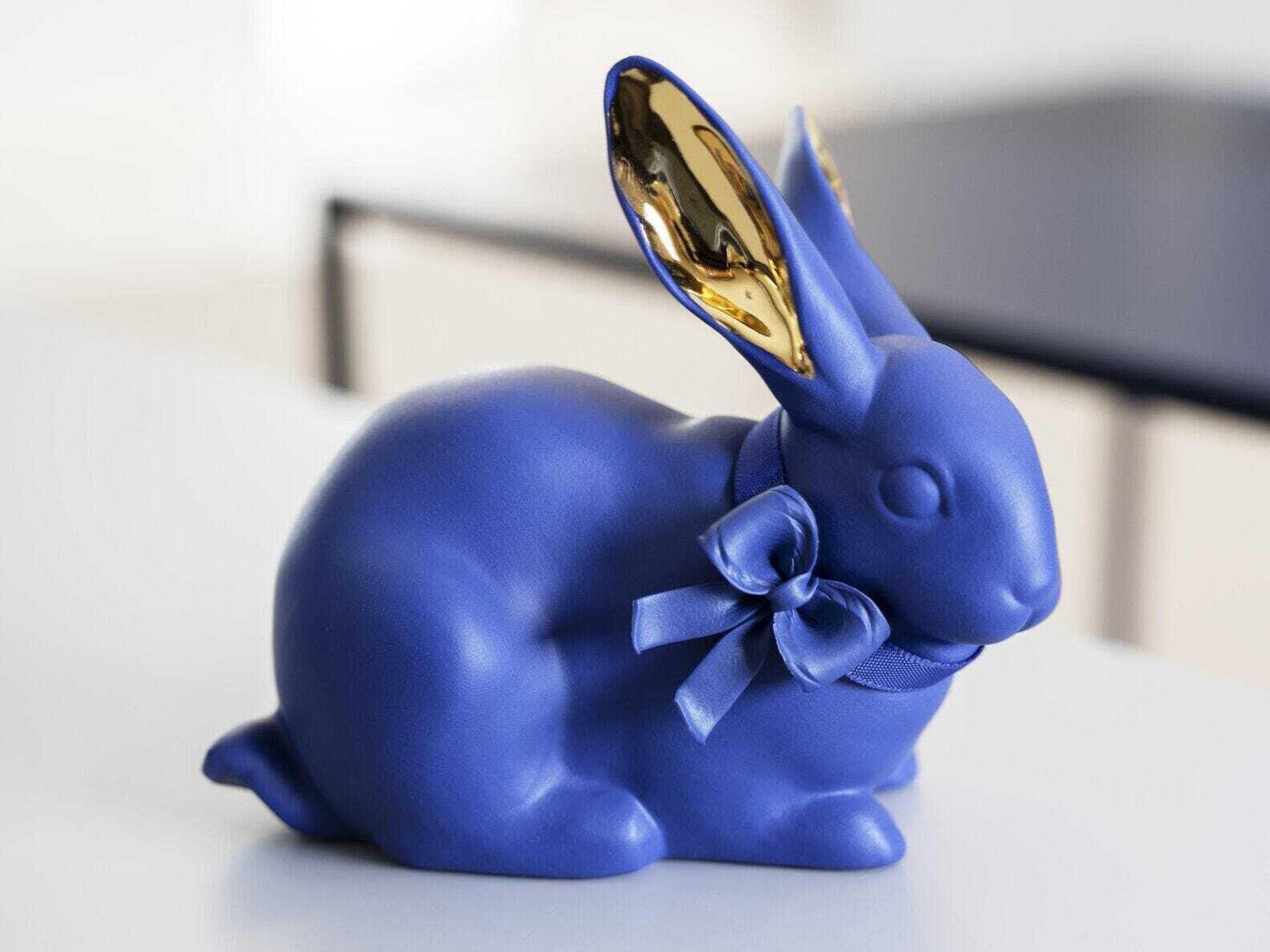 Lladro Attentive Bunny