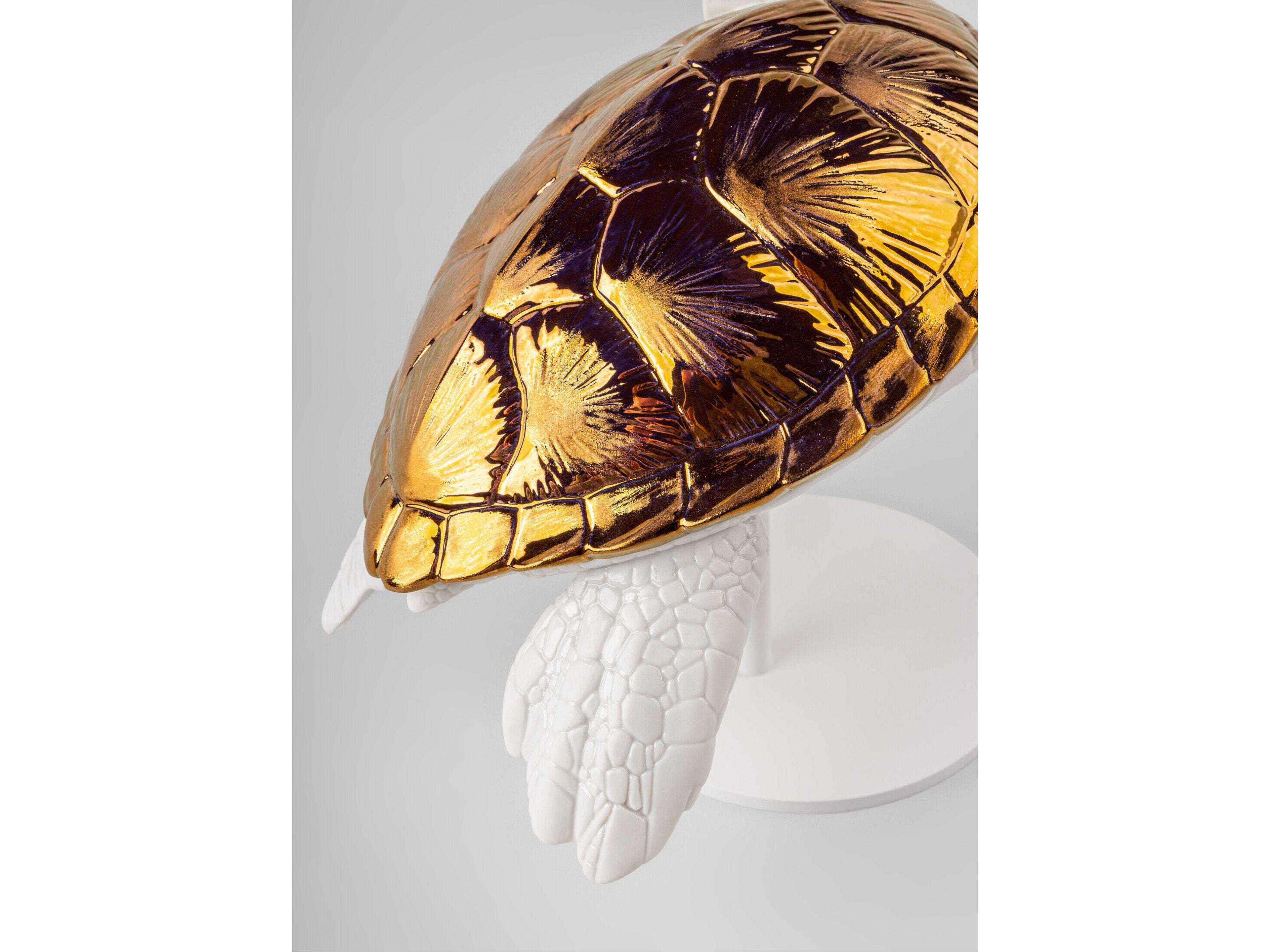 Lladro Sea Turtle-I Sculpture