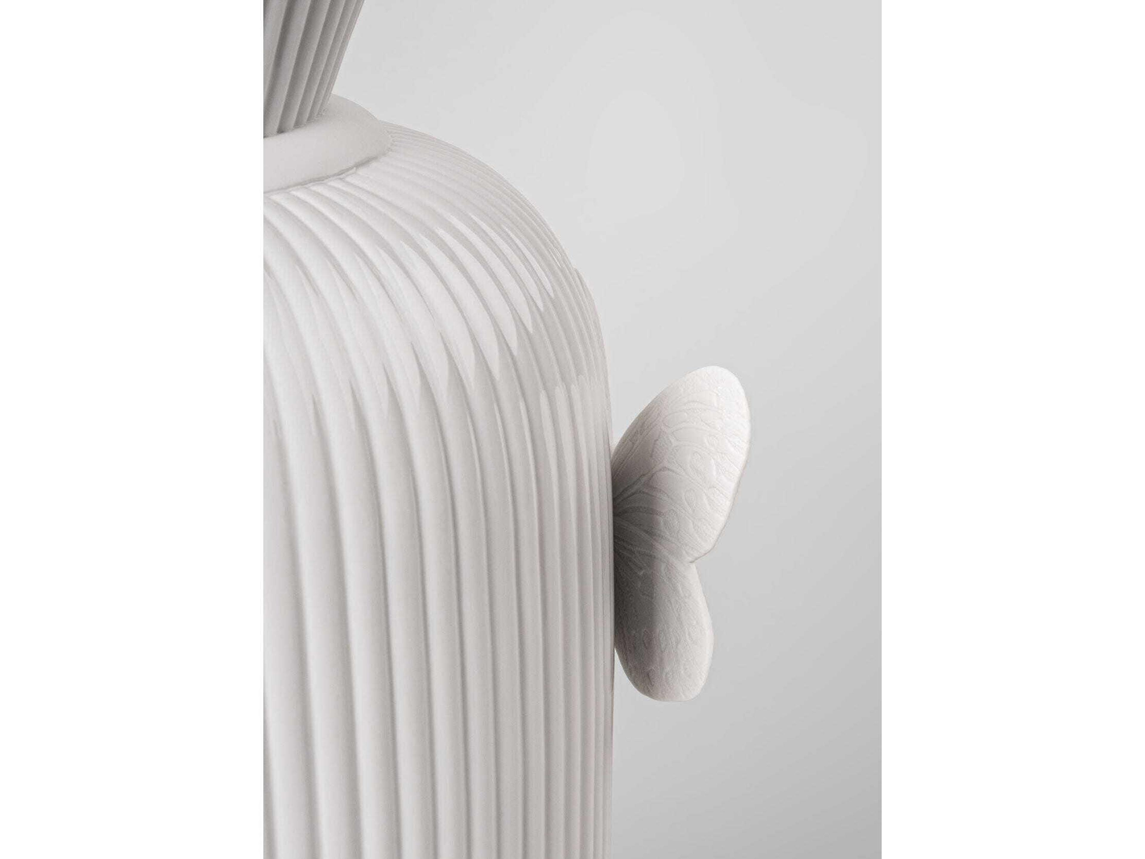 Lladro Lady Luck By Olga Hanono Vase