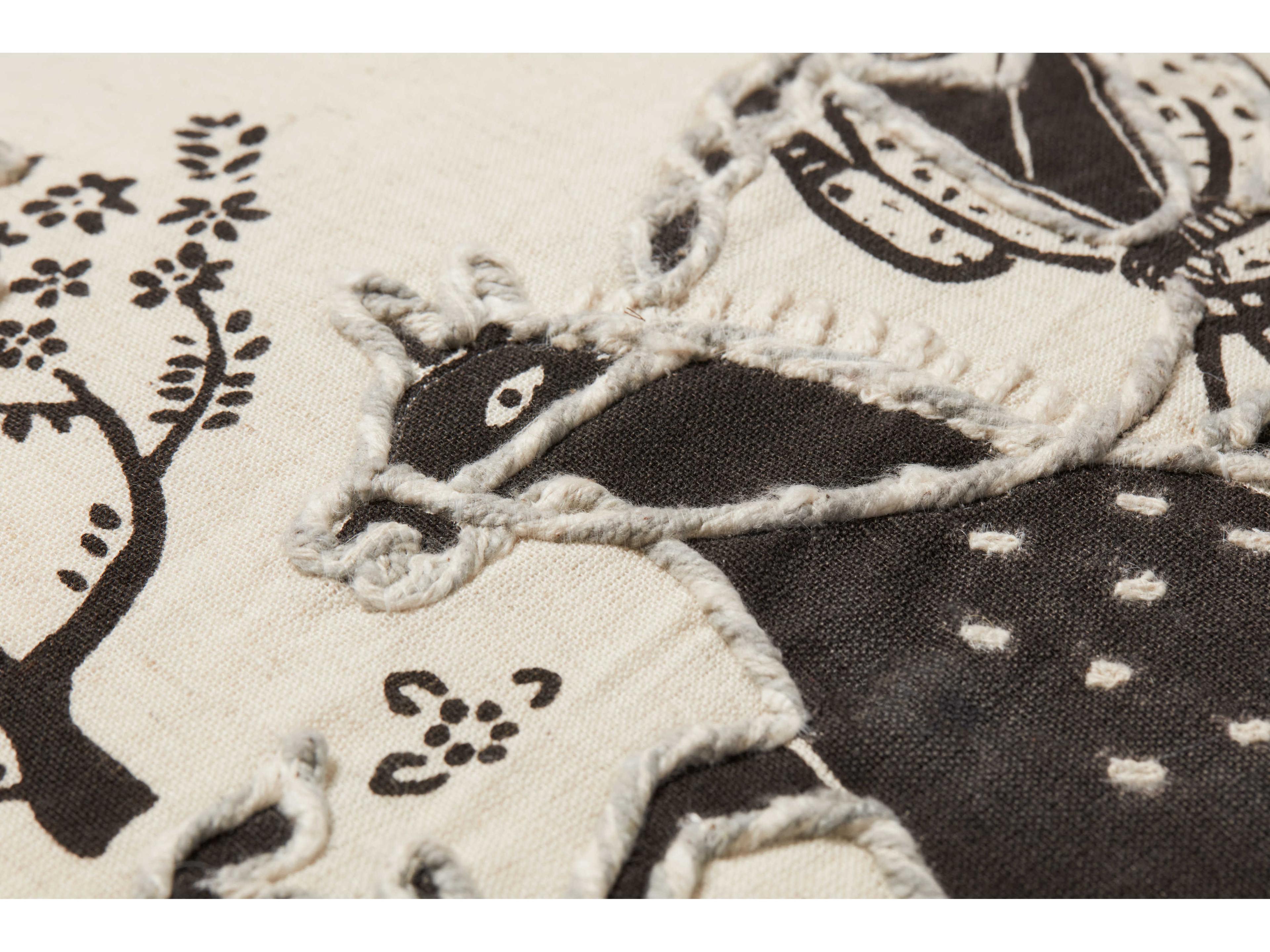 Loloi Rugs Ivory / Black Pillow