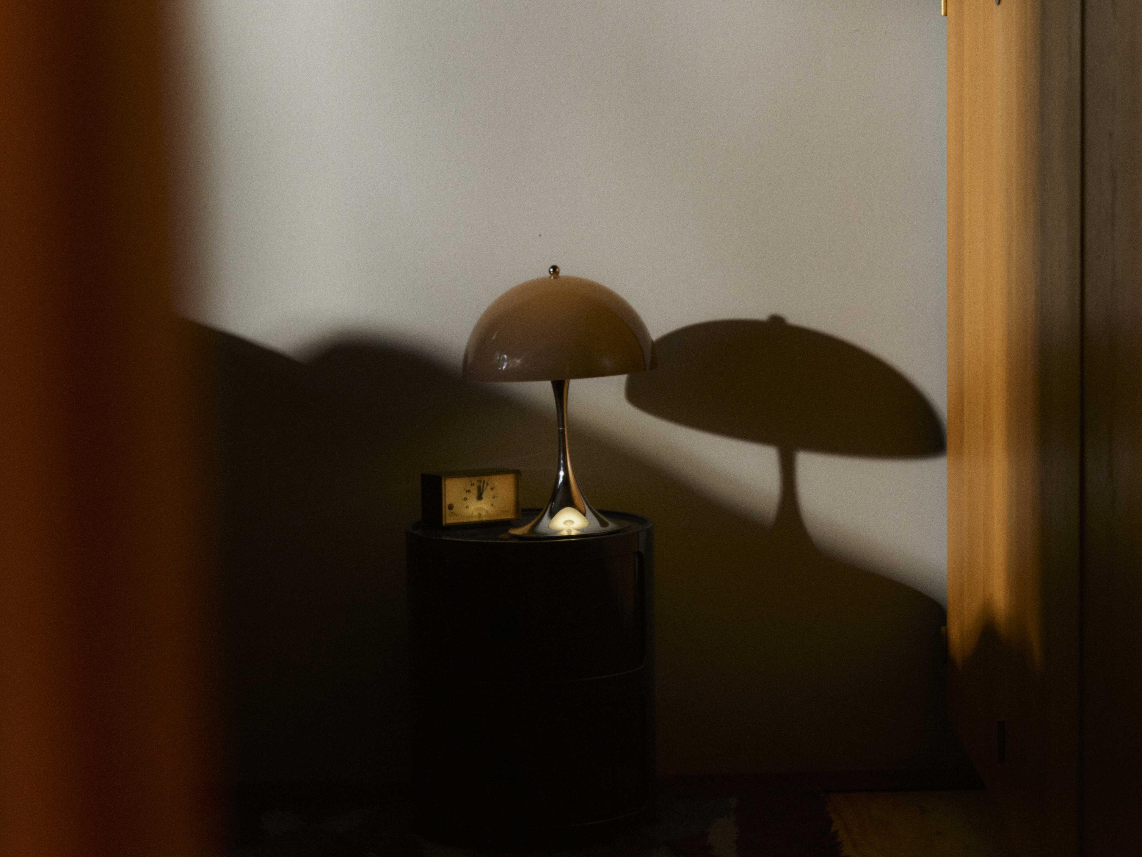 Louis Poulsen Panthella-250 Opal Brown Table Lamp