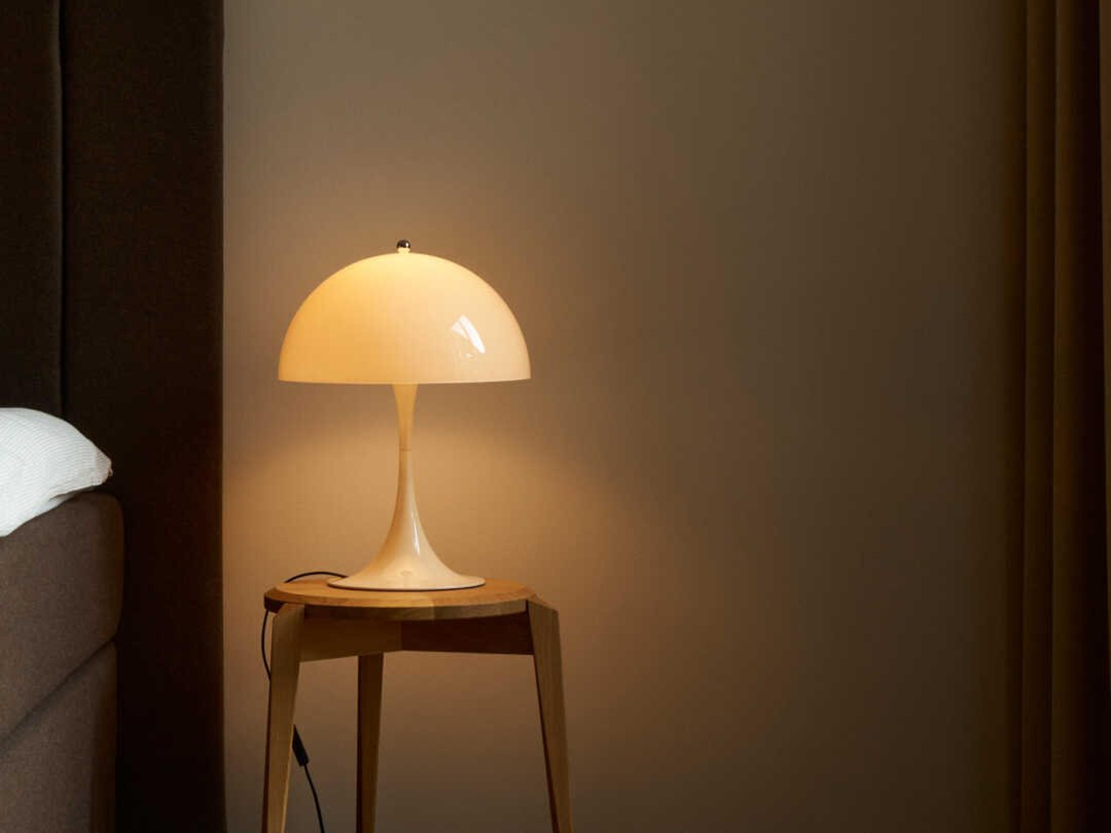 Louis Poulsen Panthella Opal Beige Off White Table Lamp