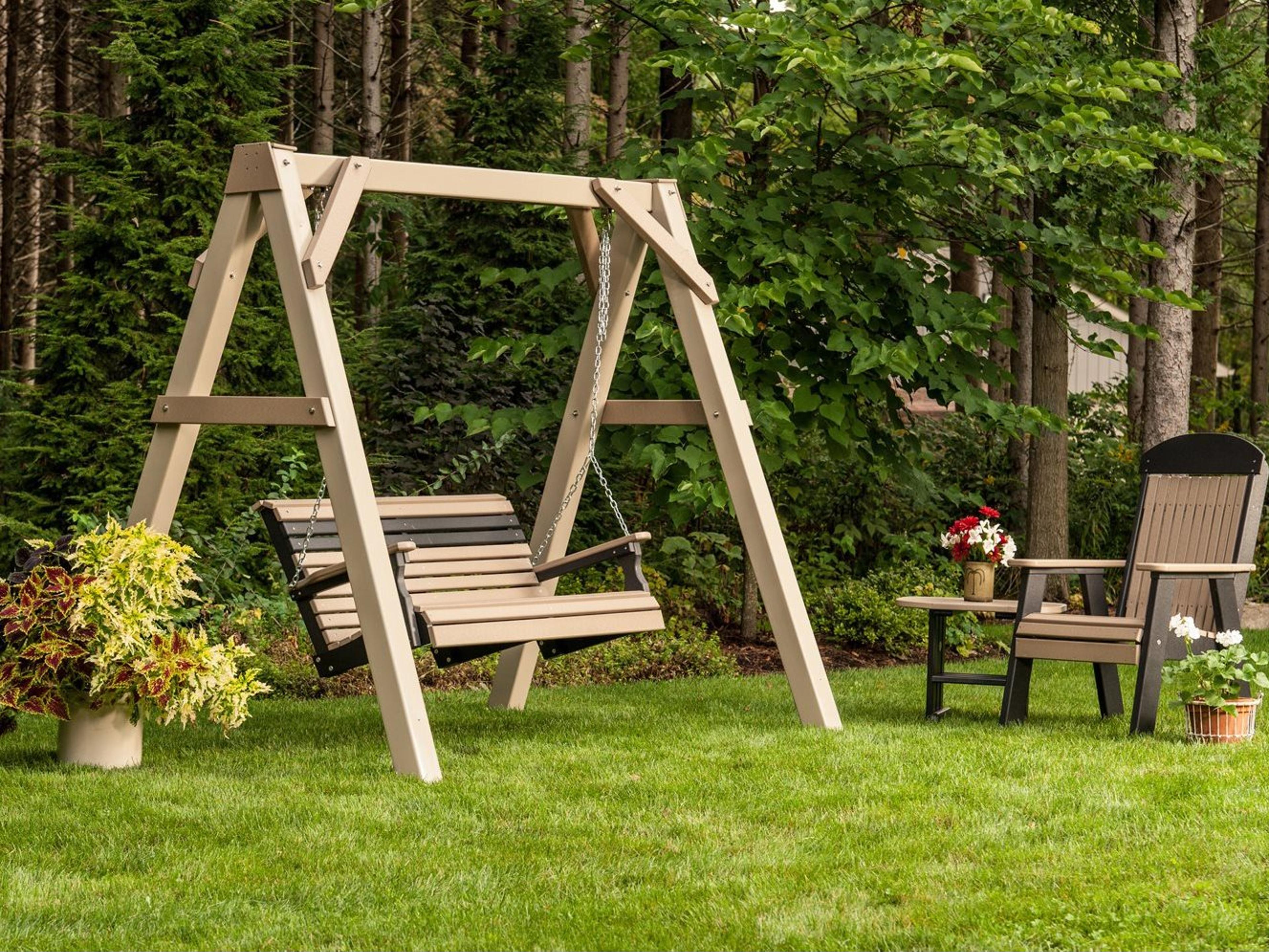 Recycled Plastic Outdoor Swing