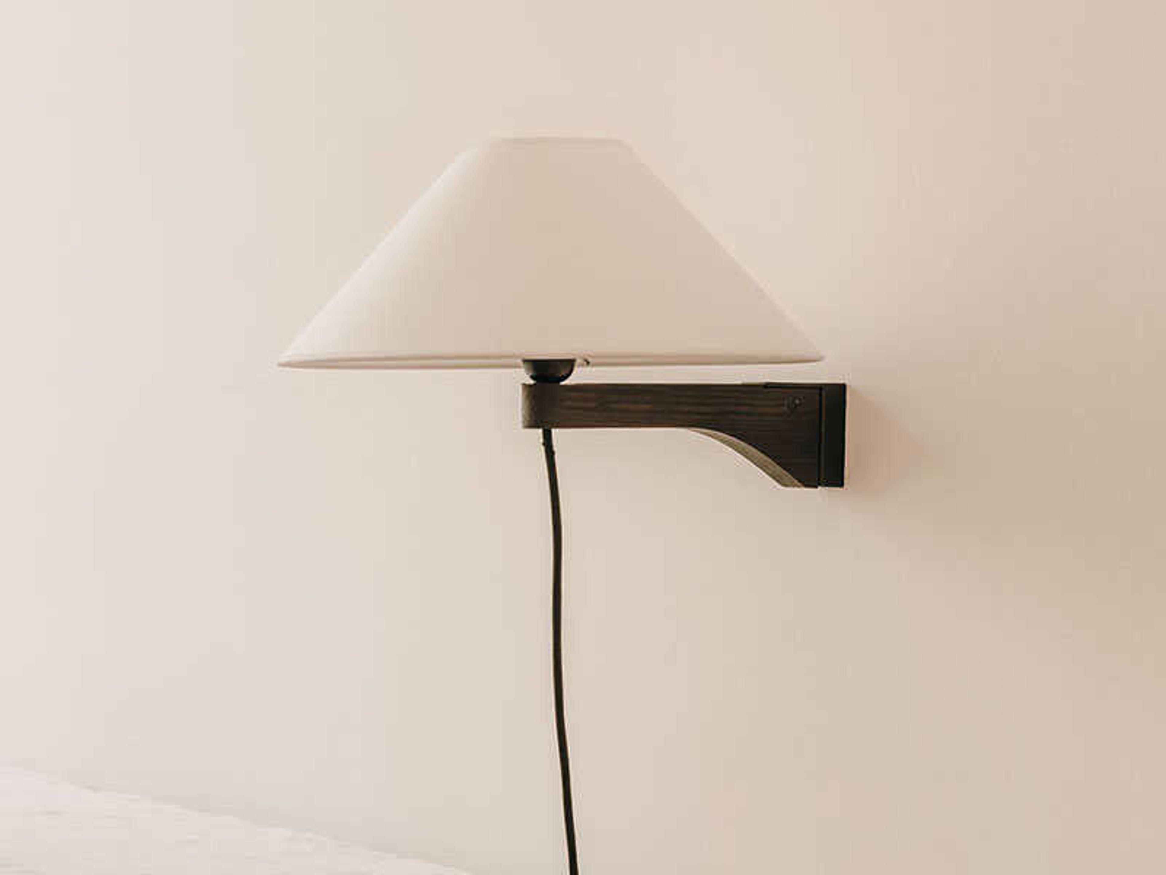 Luxcambra Clasica 1-Light Pinewood Melis Painted Black Wall Sconce