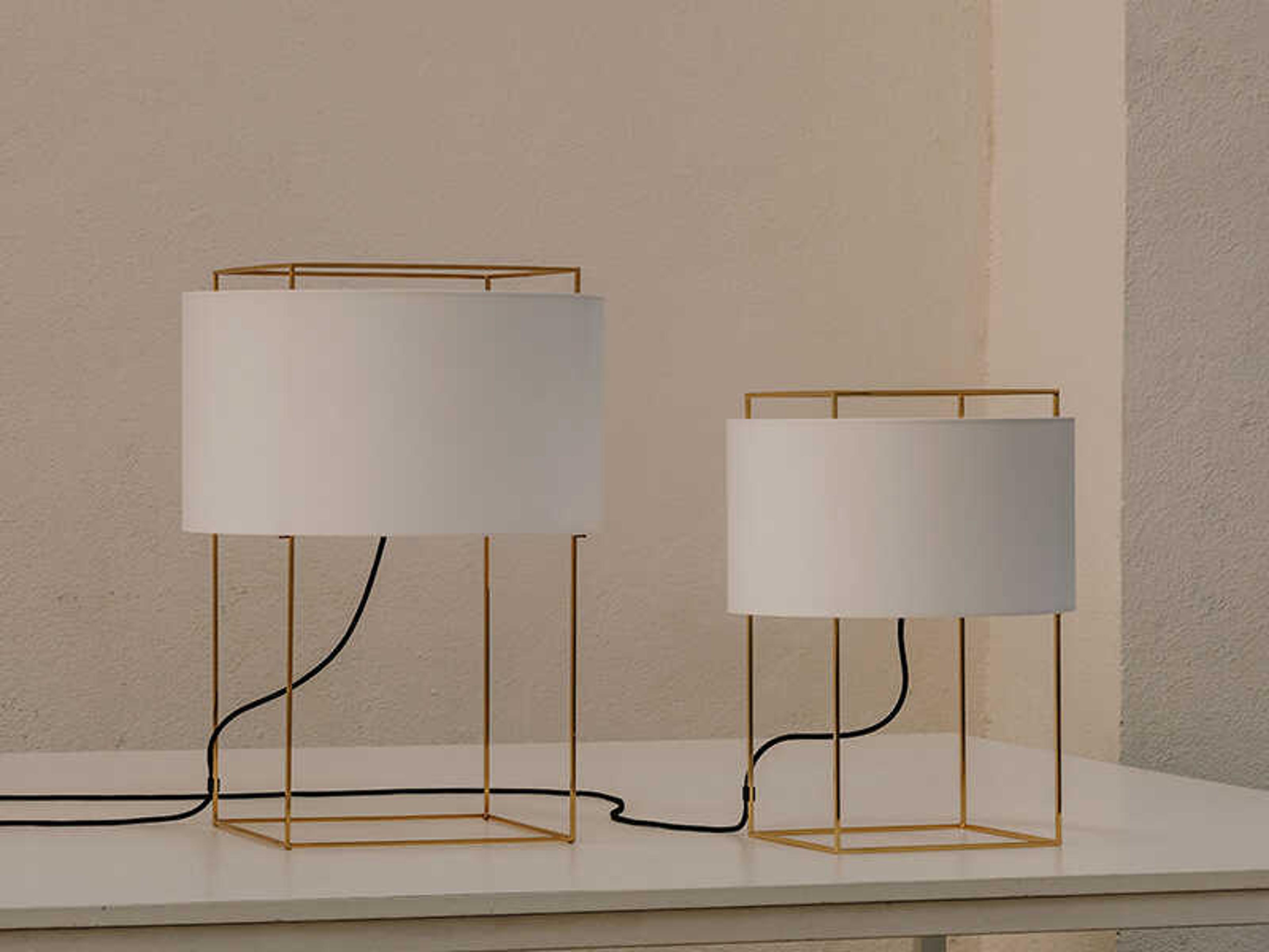 Luxcambra Lewit Black Table Lamp