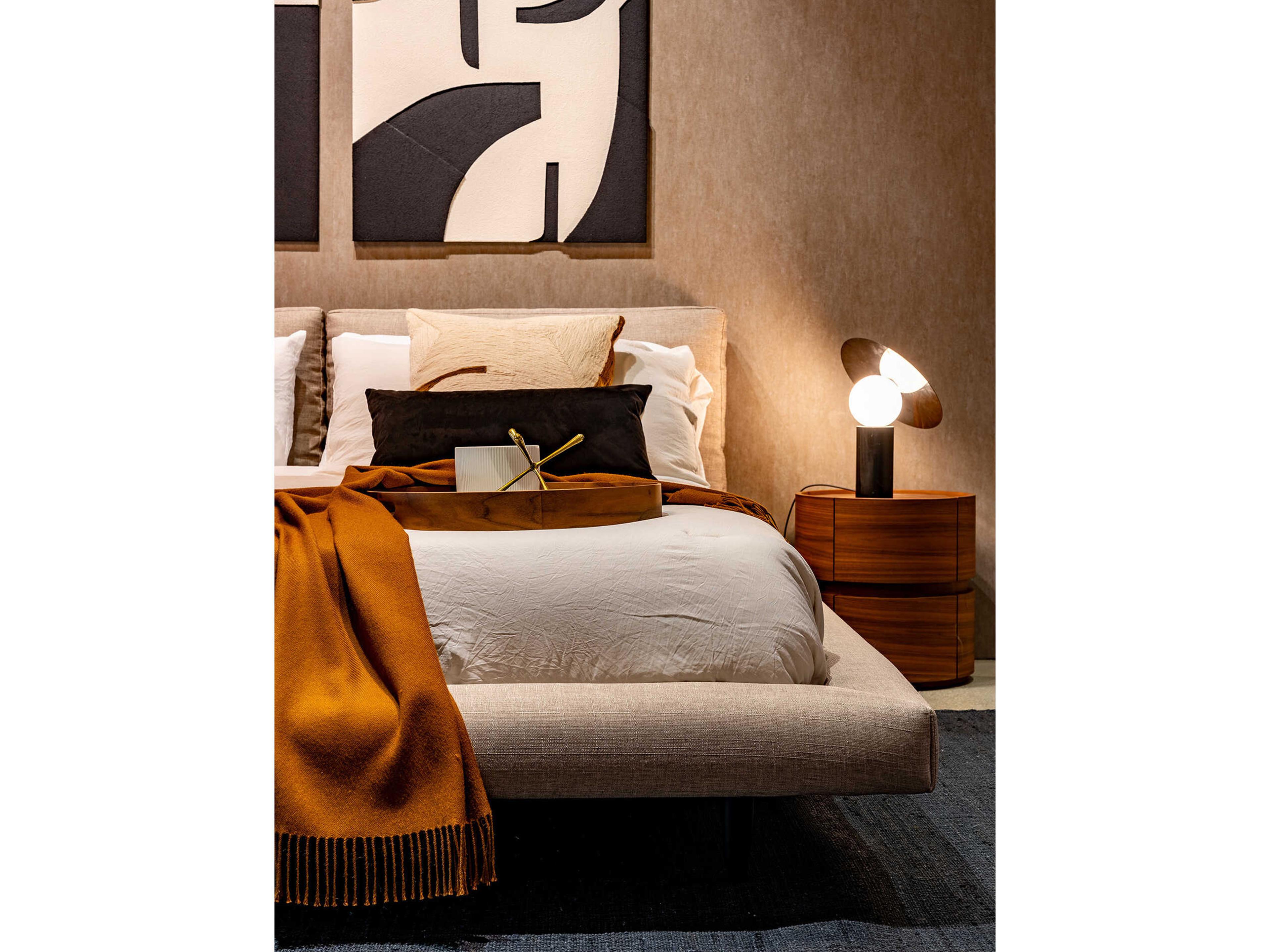 Luxcor Modluxe Zanzibar Queen Bed in Sand Fabric