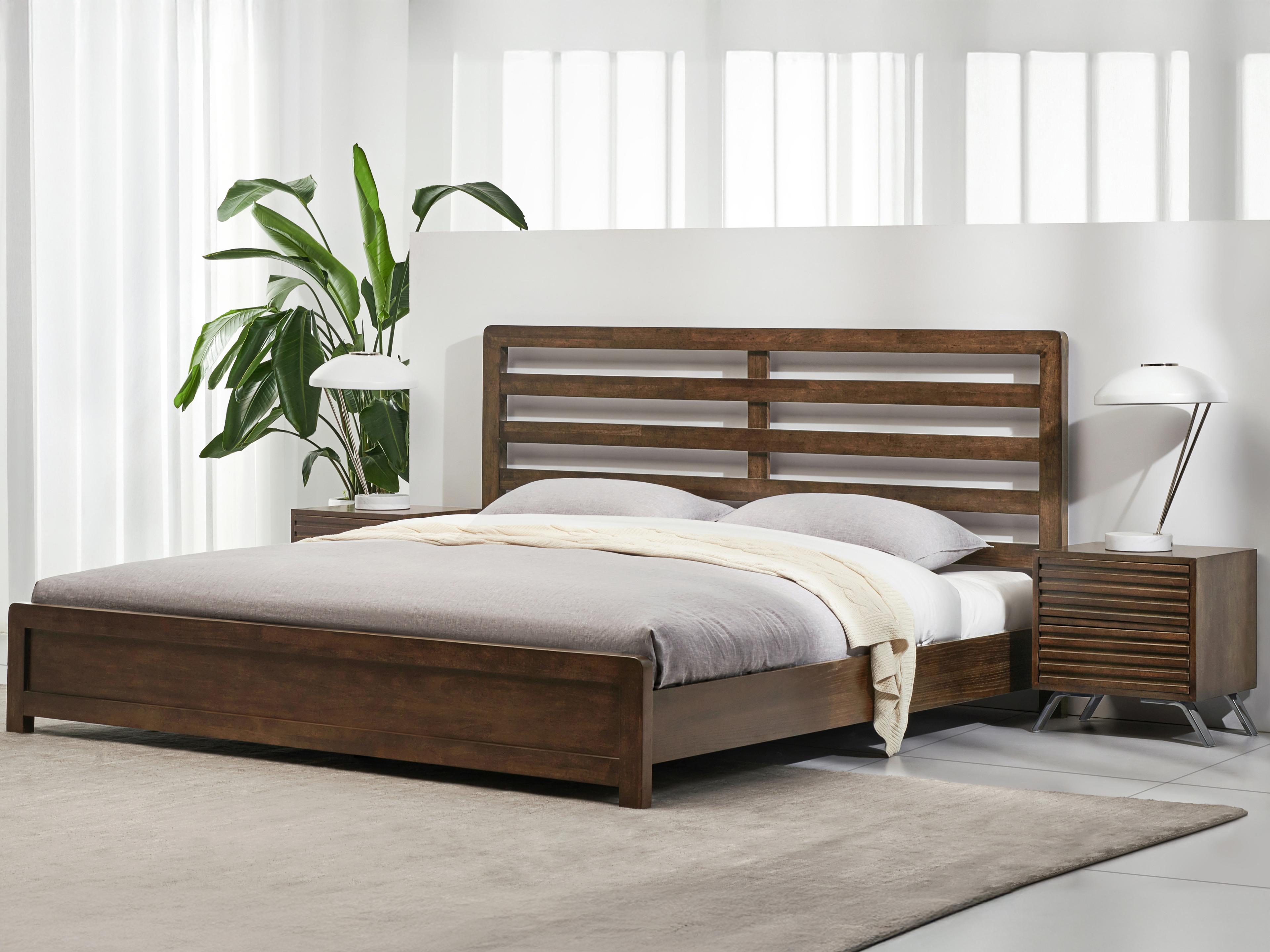 Luxecor Atelier Brown Oak Wood Queen Platform Bed