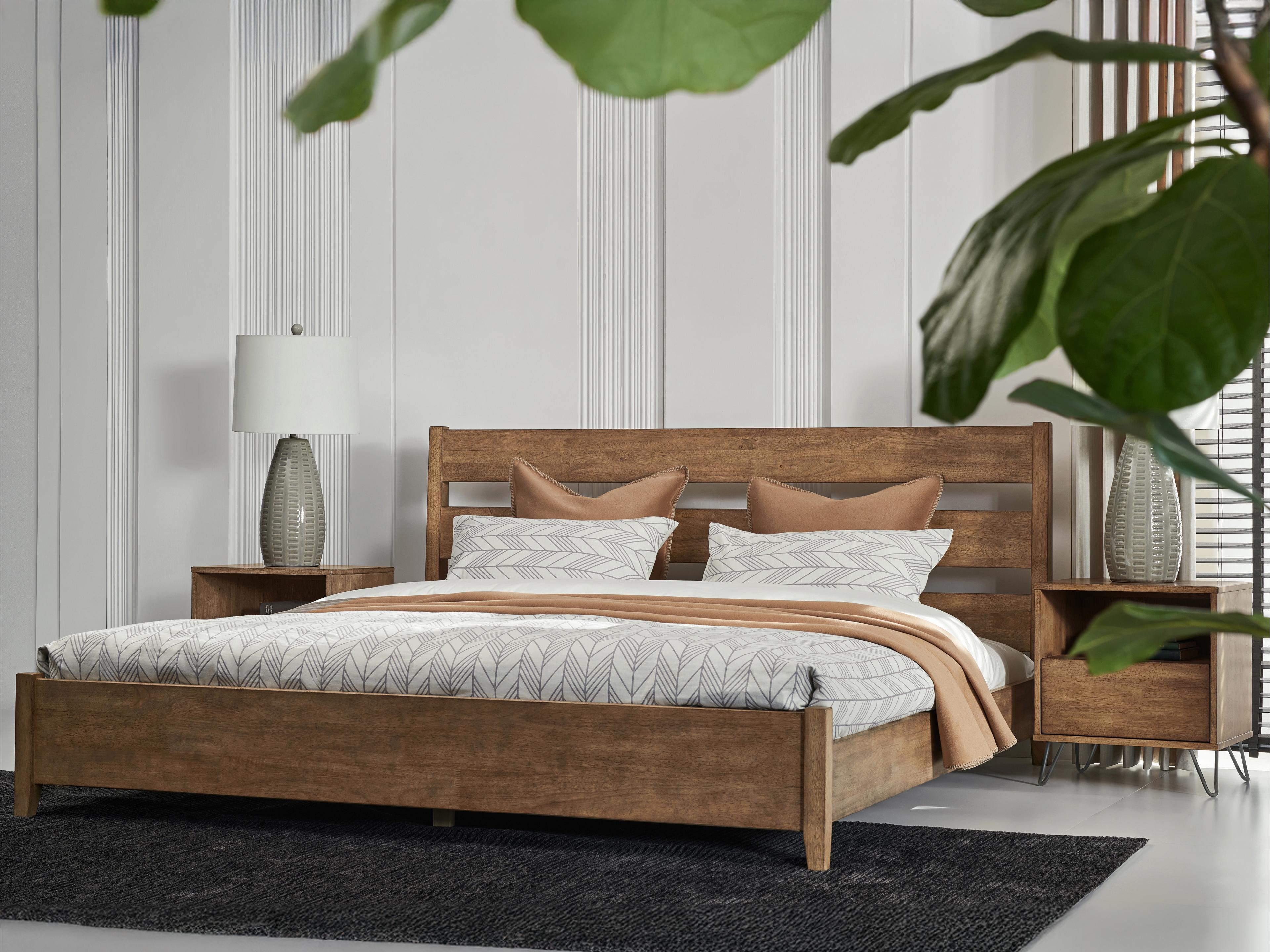 Luxecor Atelier Natural Oak Wood Queen Platform Bed