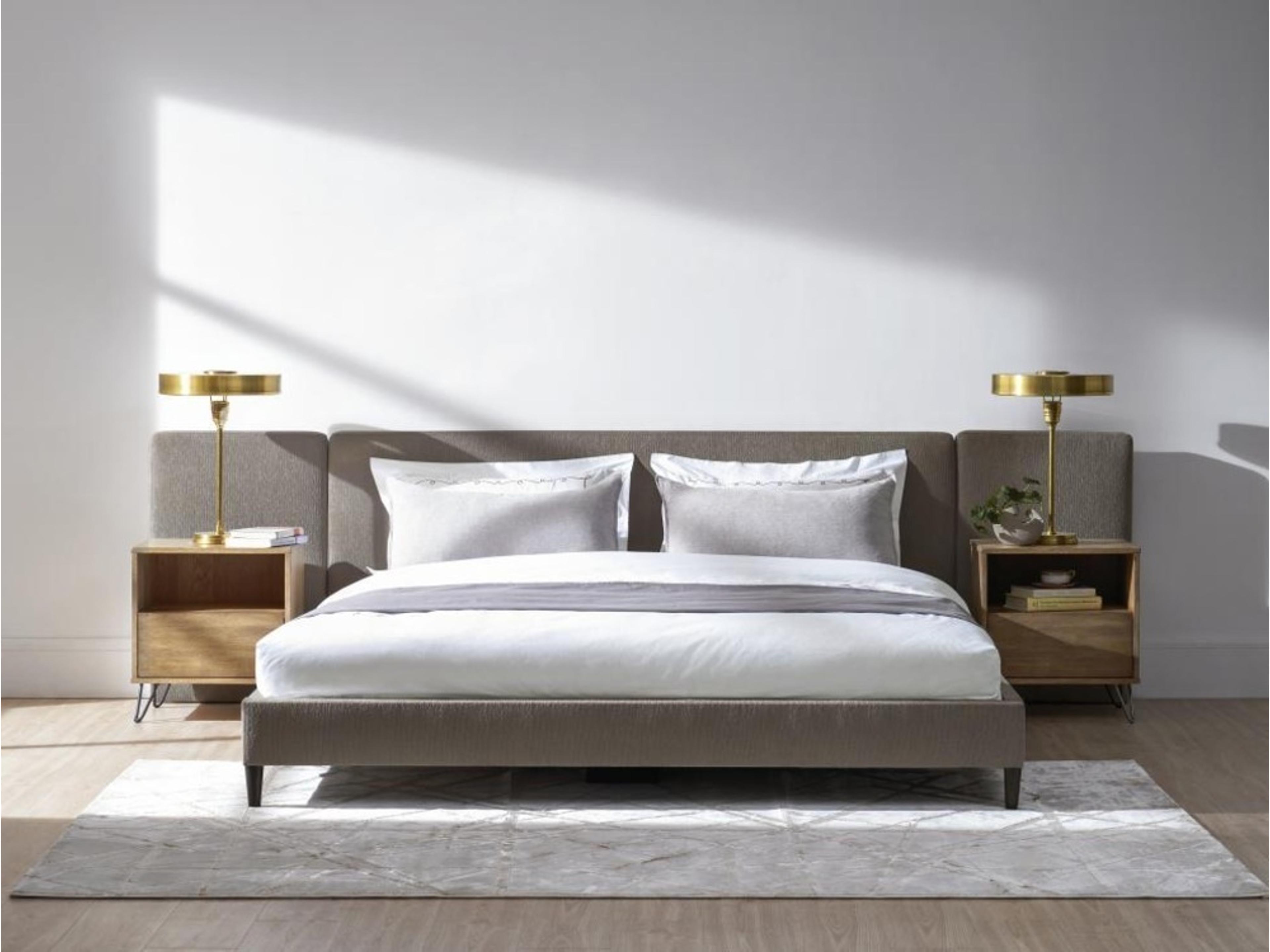 Luxecor Atelier Brown Rubberwood Upholstered King Platform Bed