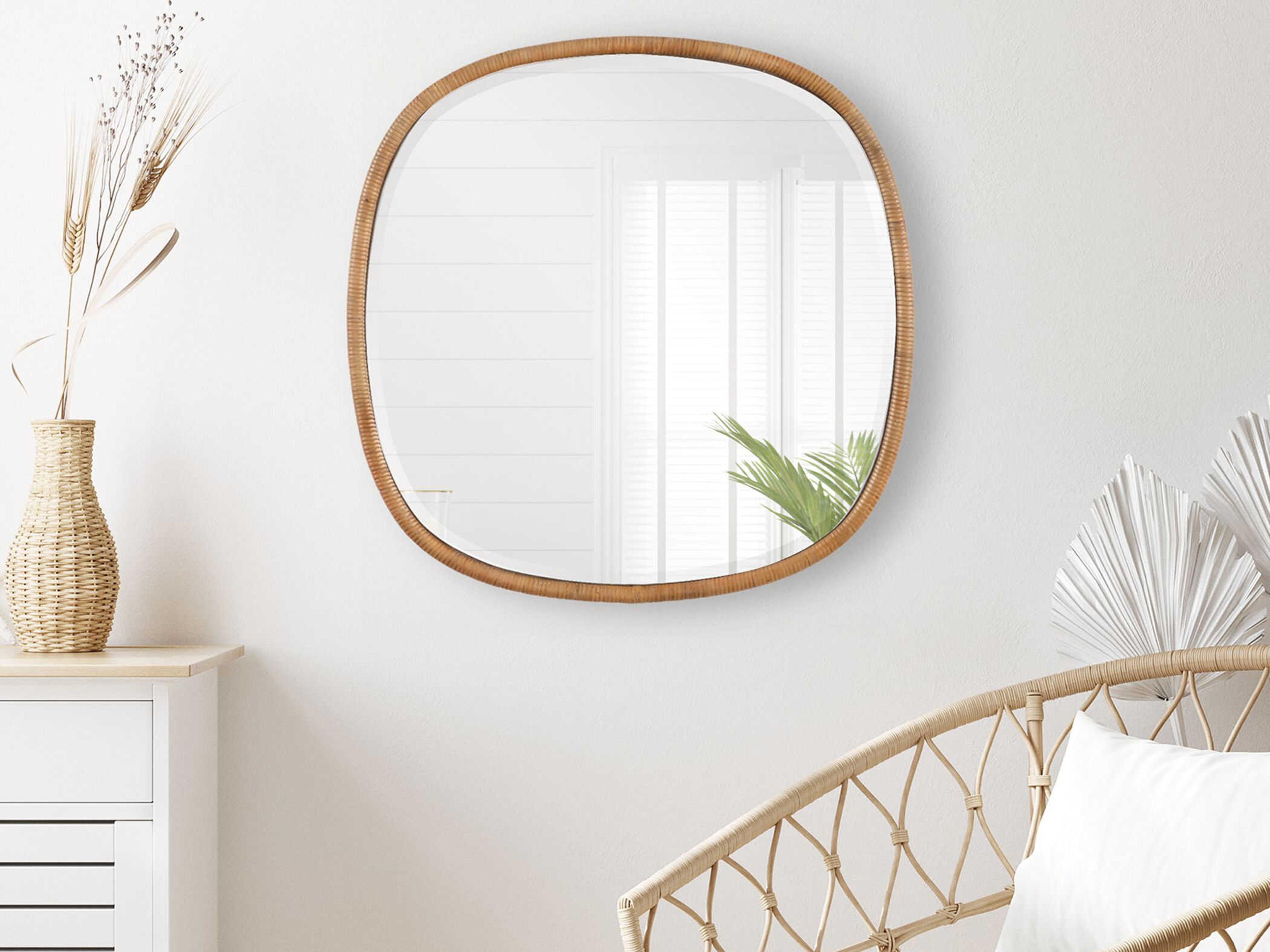 Luxecor Illumination Natural Rattan Round Wall Mirror