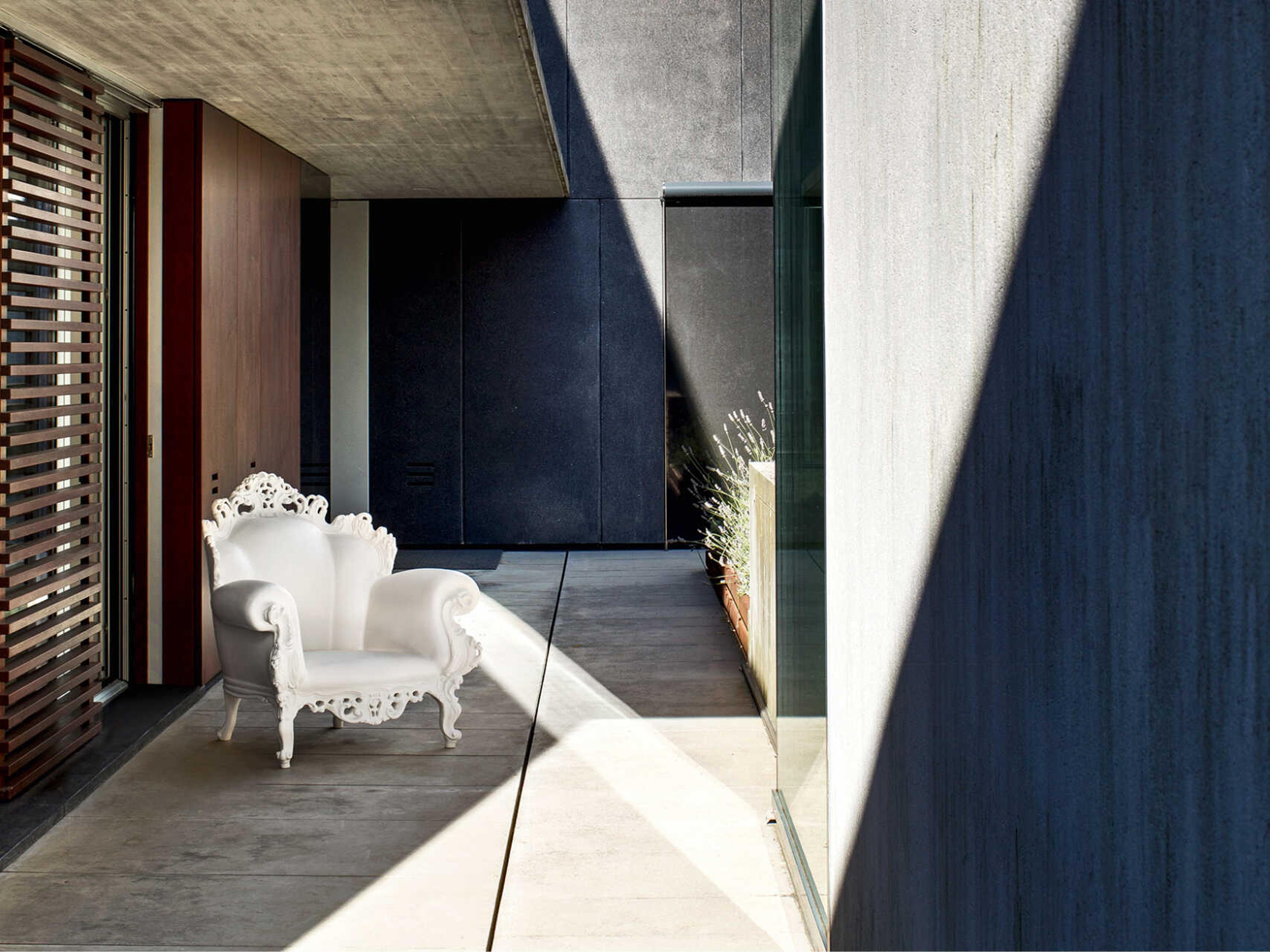 Magis Outdoor Proust White Polypropylene Lounge Chair