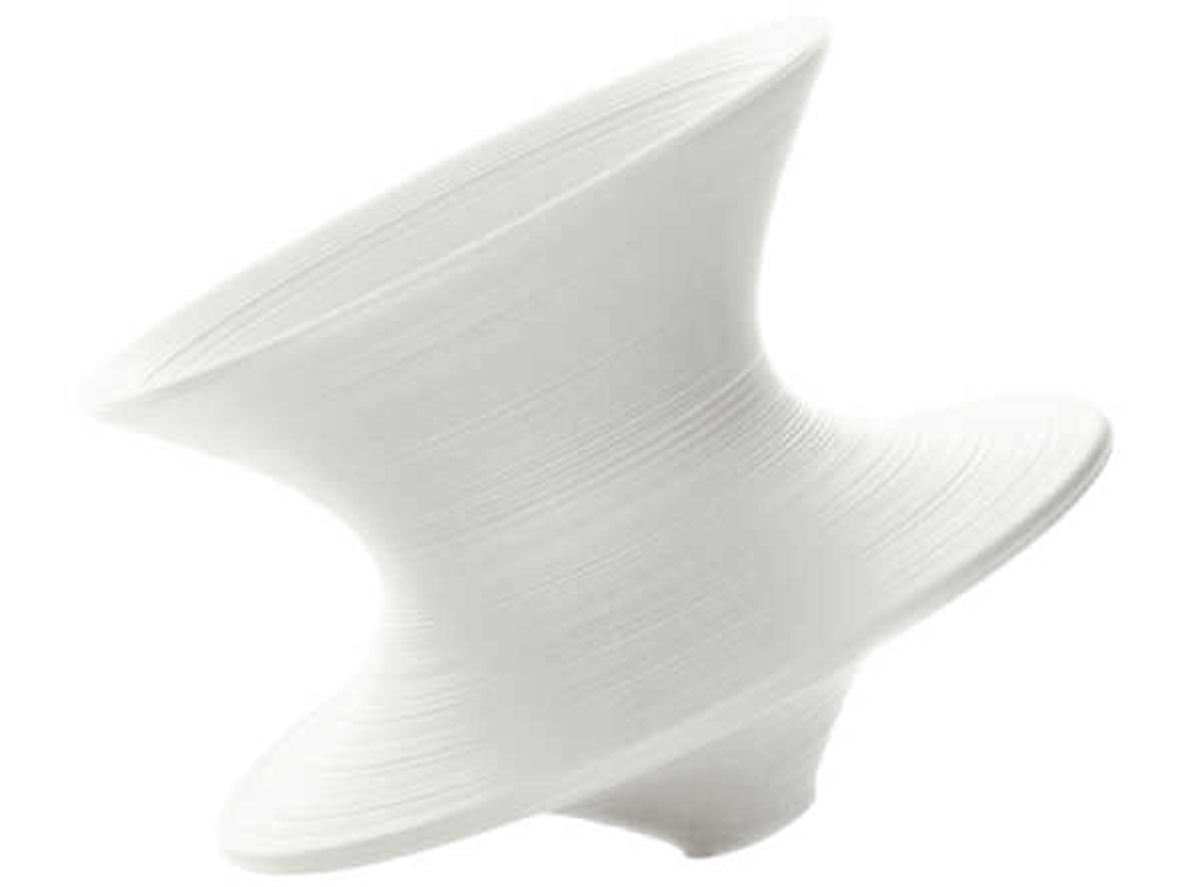 Spun White Polypropylene Lounge Chair