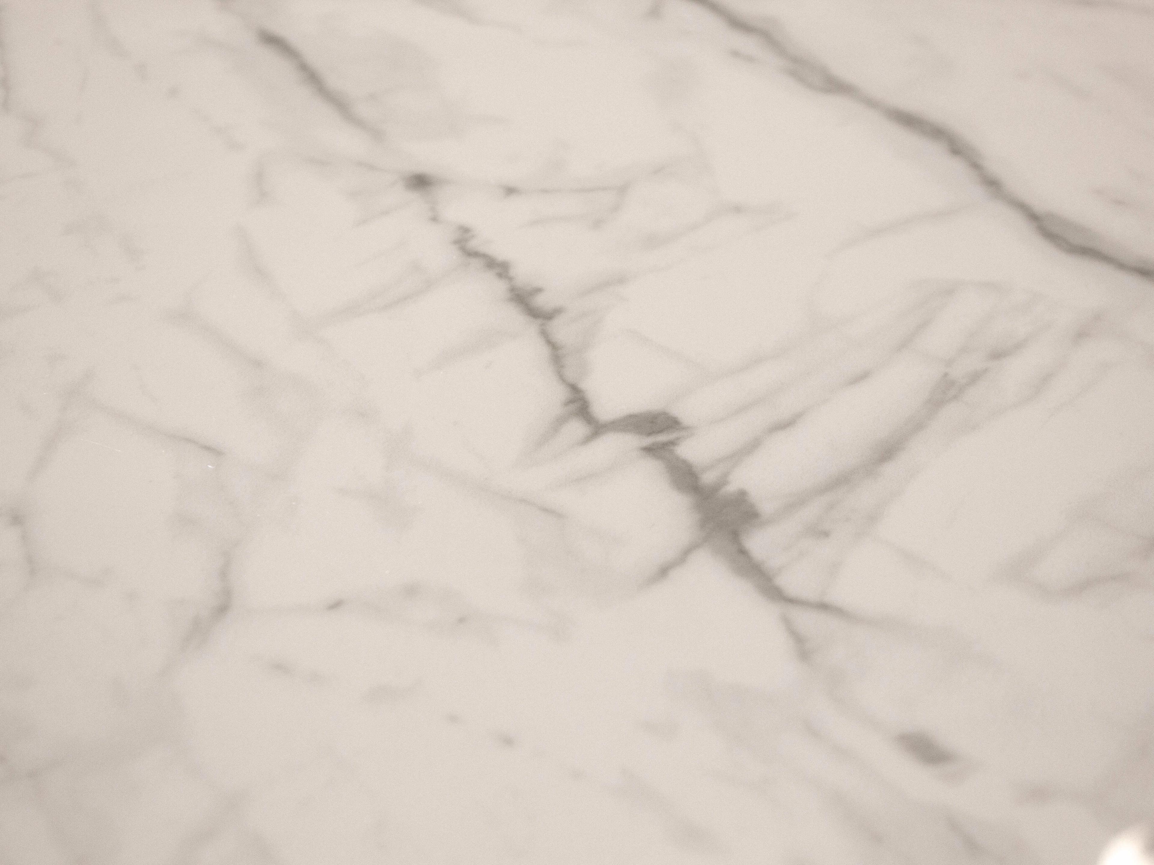 Mobital Optic Round Marble High Gloss White Ceramic Black Dining Table