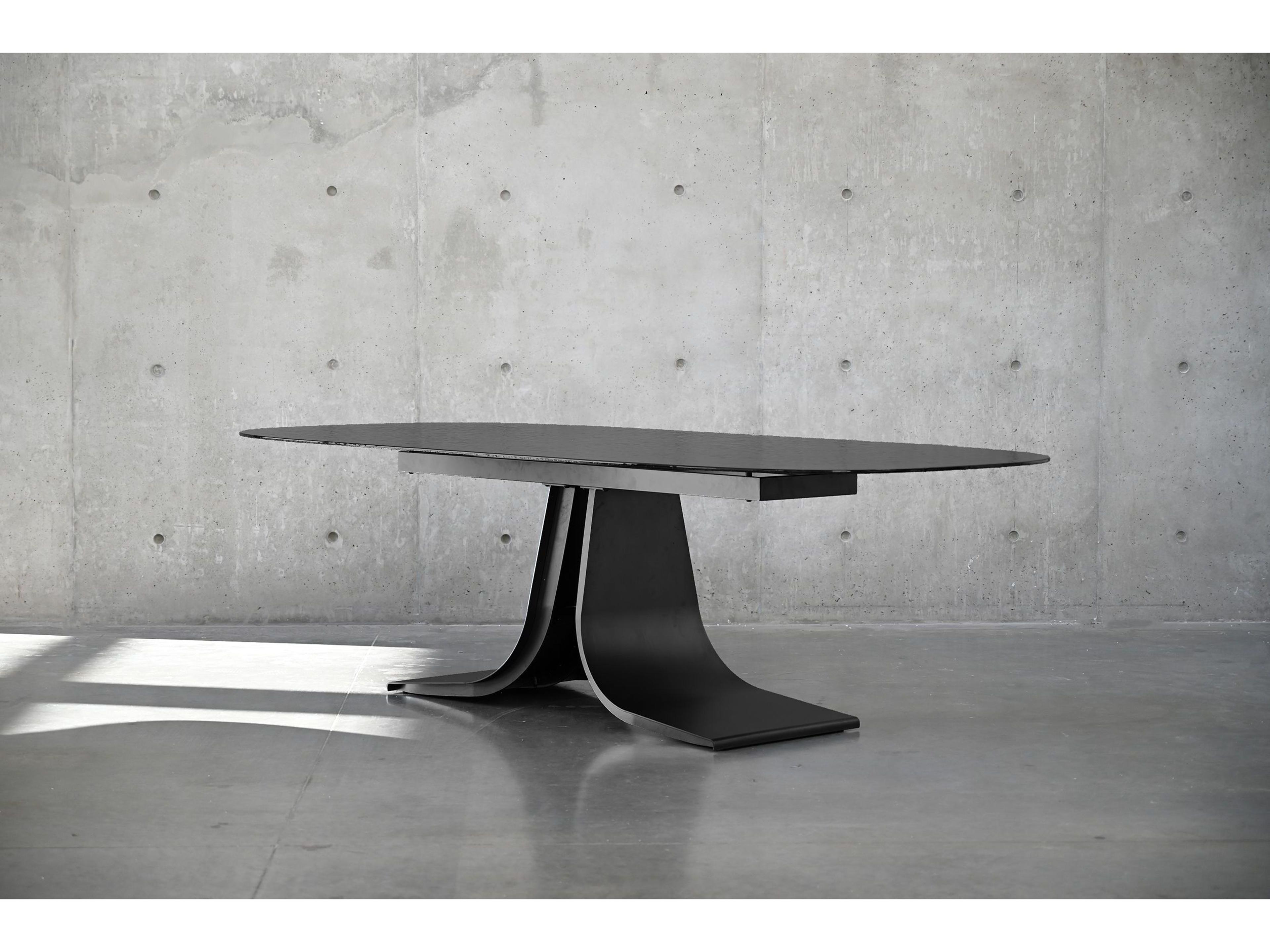 Mobital Ponza Oval Glass Dining Table