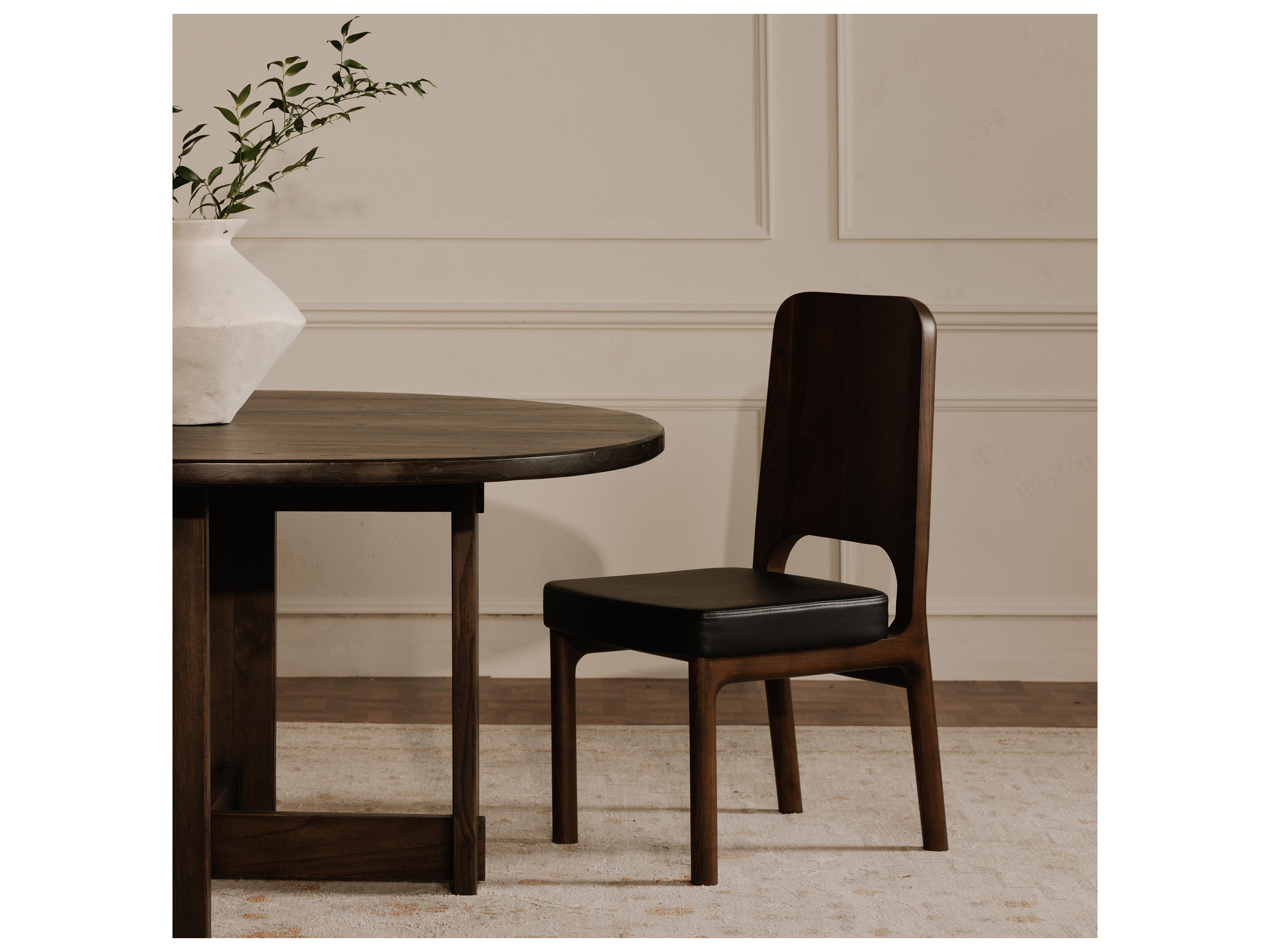 Moe's Home Glenn Round Wood Dining Table