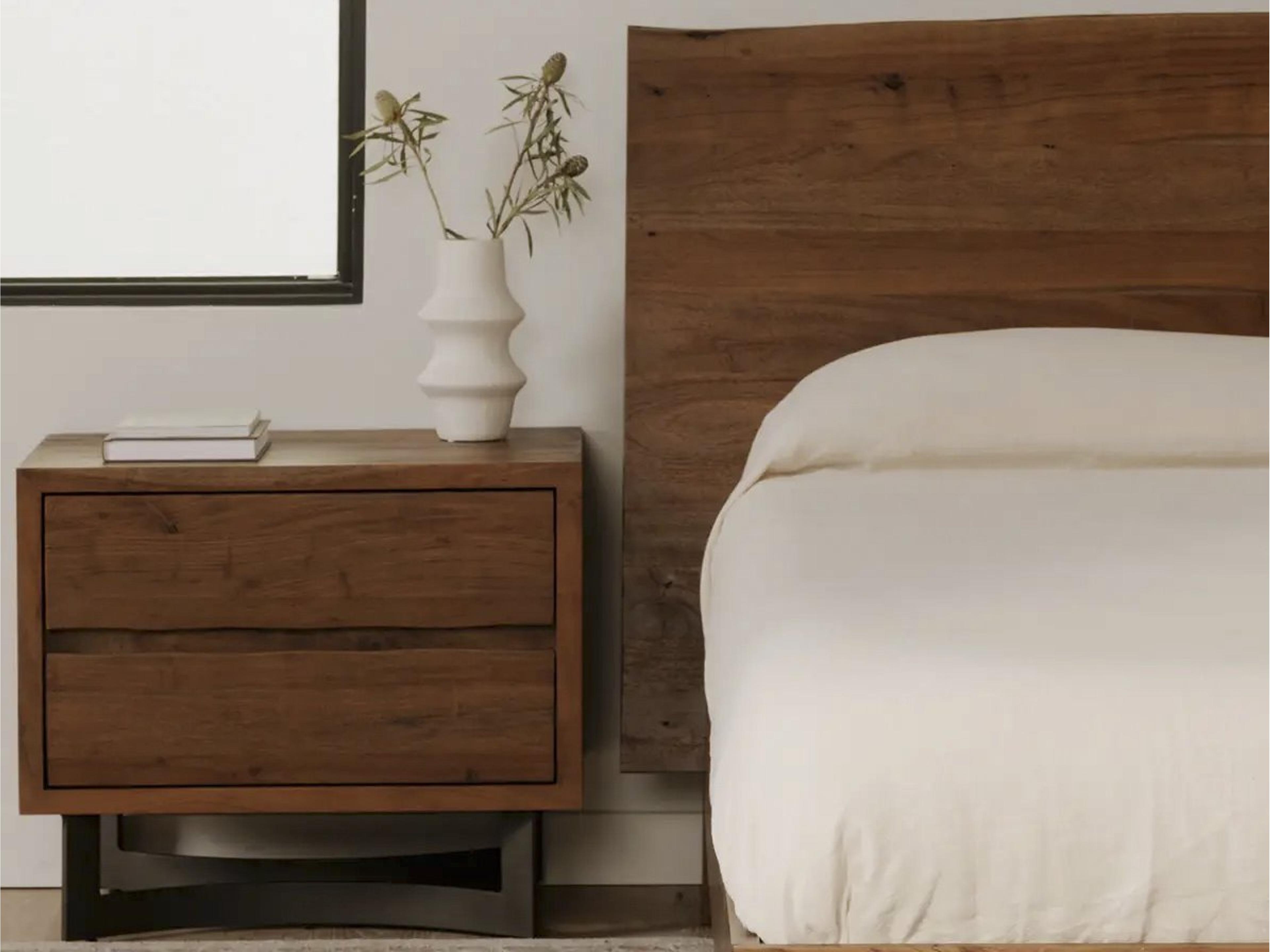 Moe's Home Bent Bedroom Set