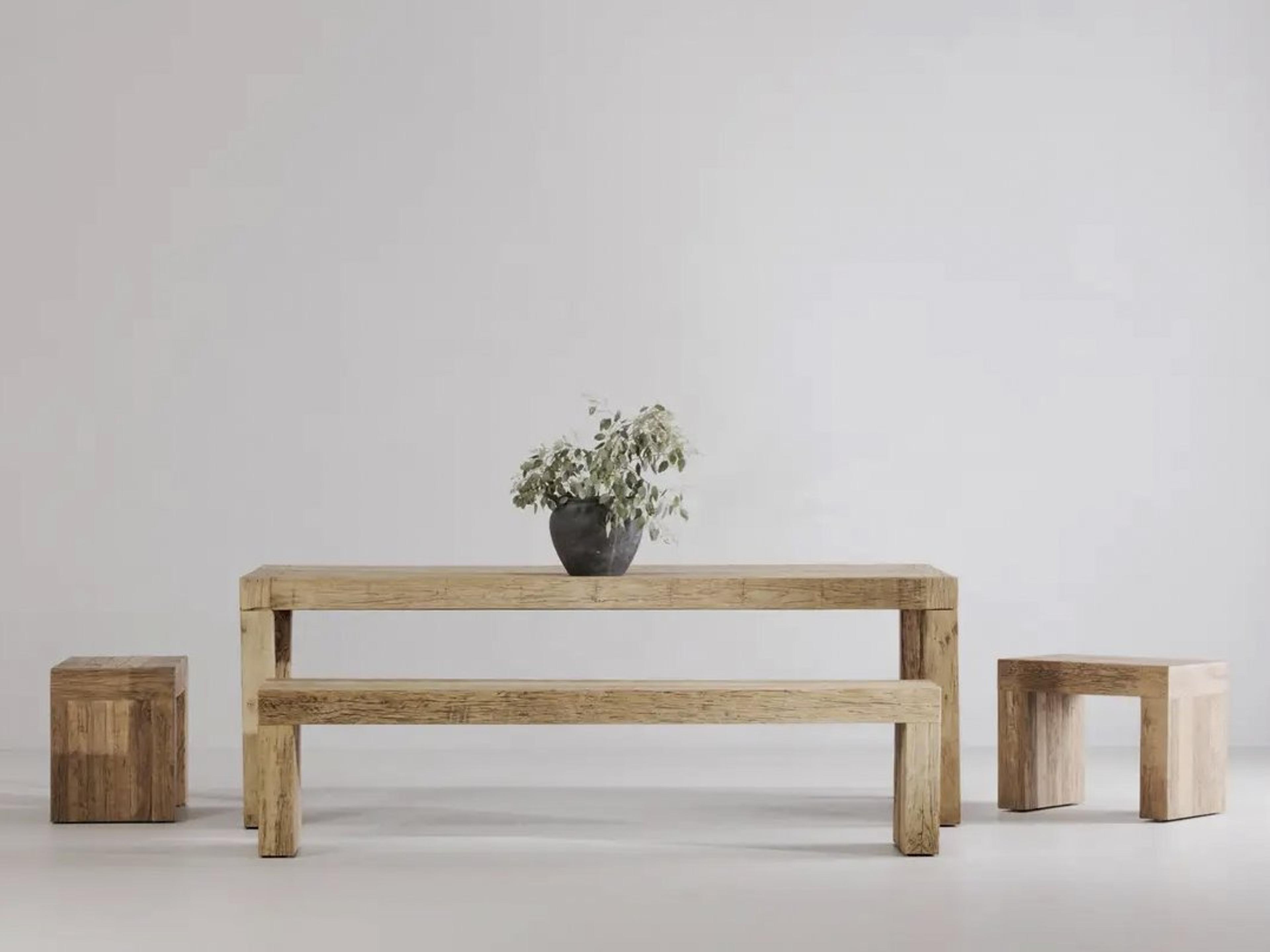 Evander Casual Dining Set