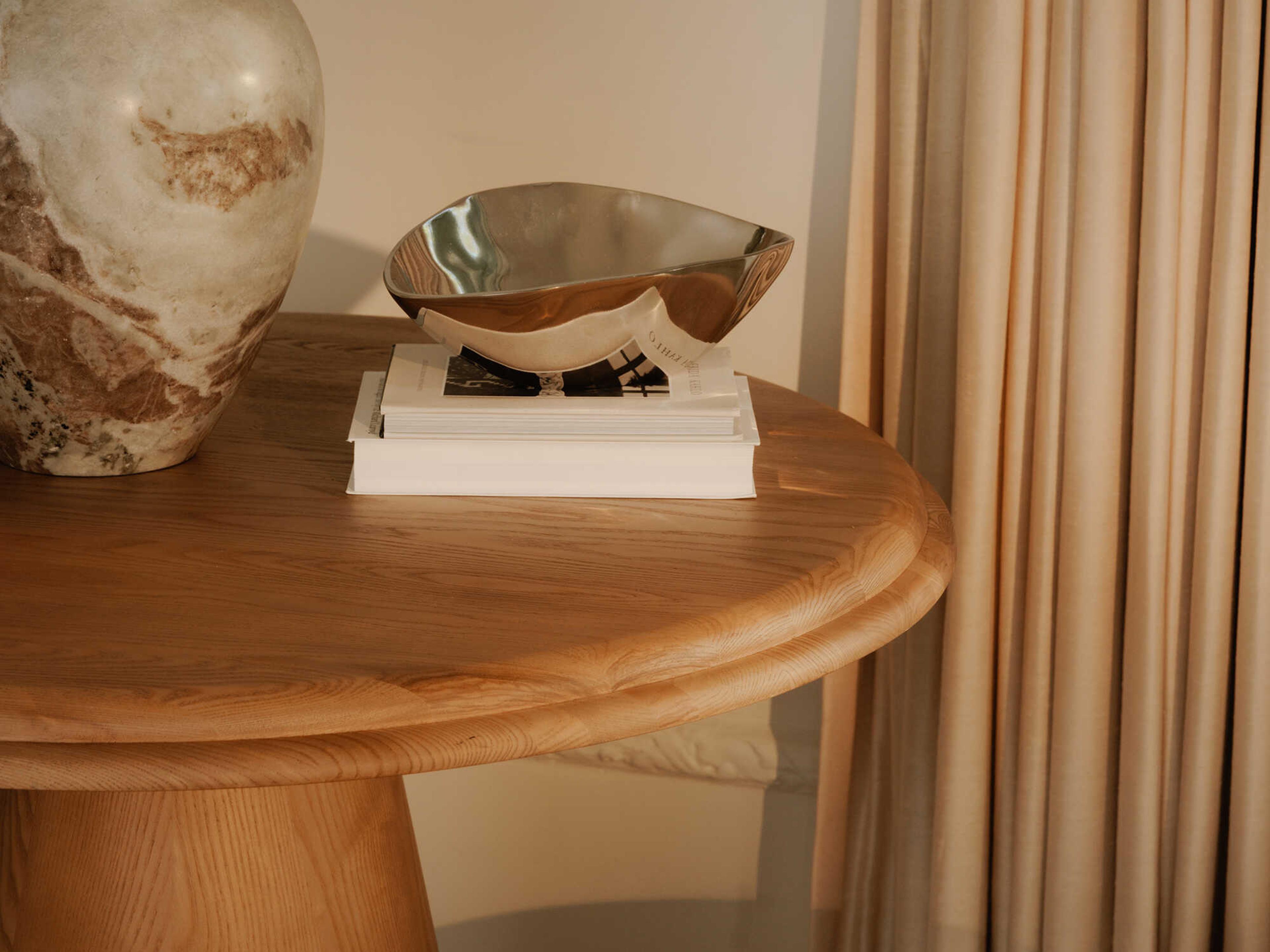 Moe's Home Tutto Round Wood Natural Dining Table