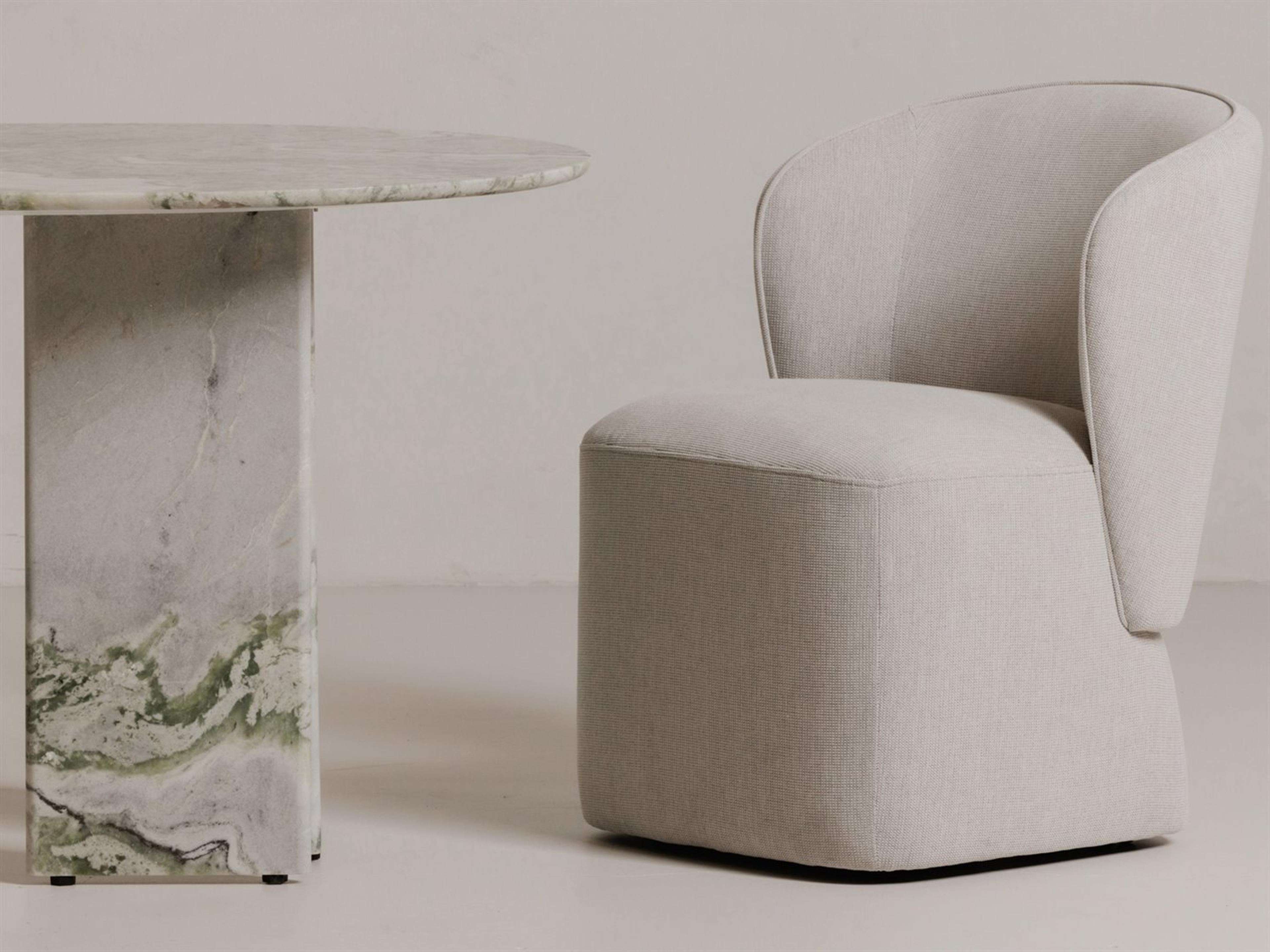 Moe's Home Larson Dining Set